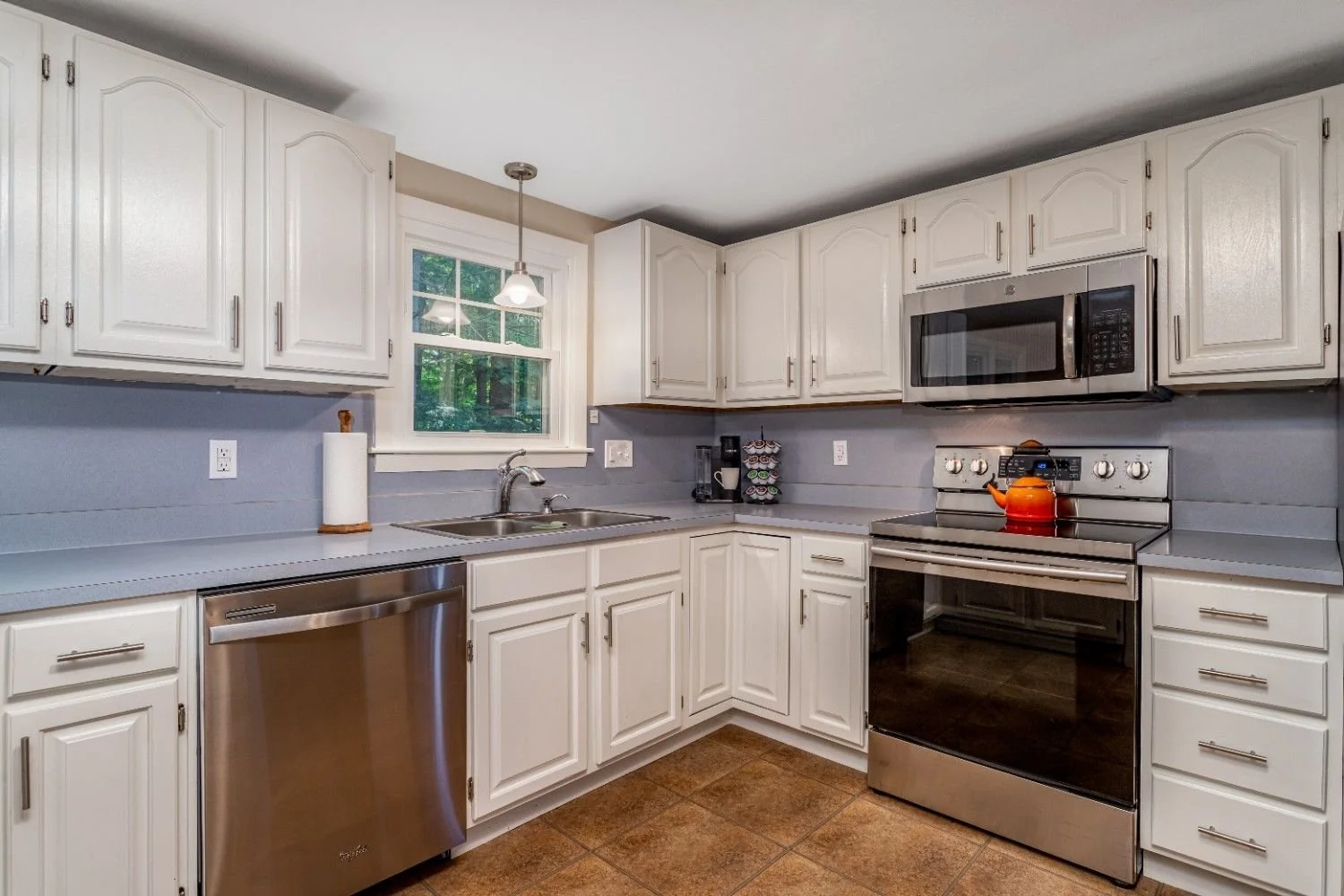 147MapleManorRdCenterConwayNH-10.JPG