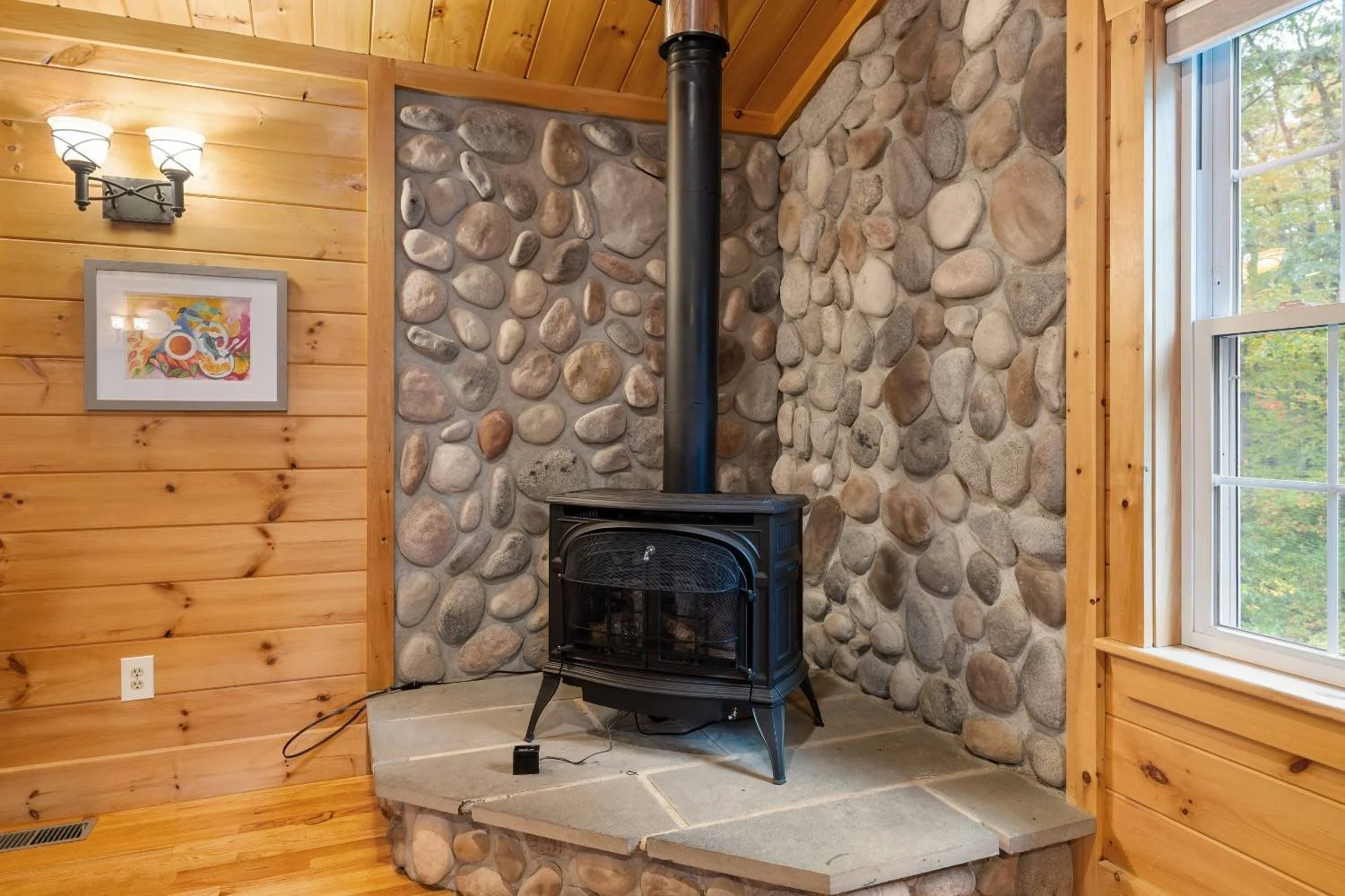 182TIMBERSHORE_LivingRoom122.jpg