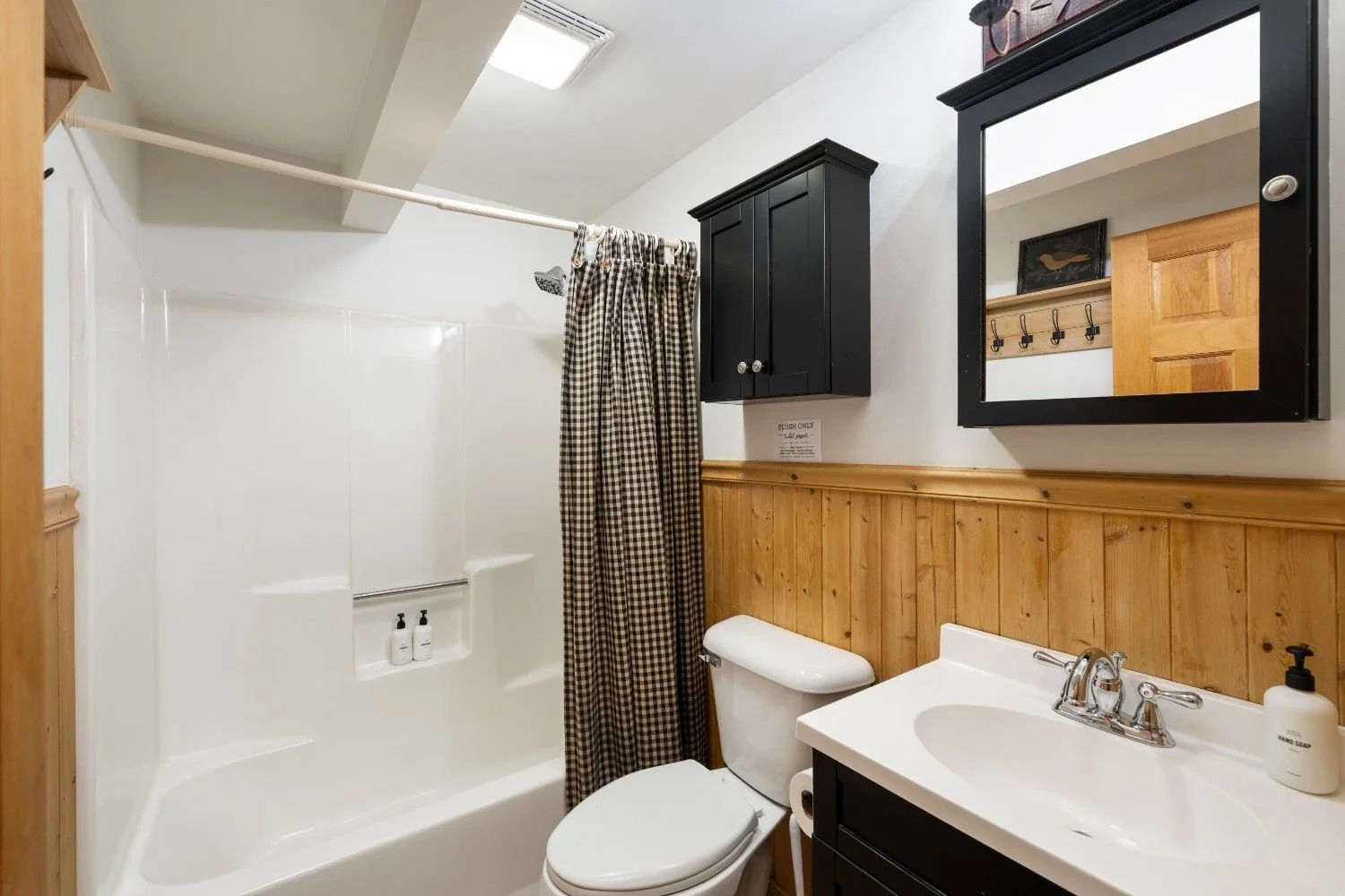 47ASPENDRIVE_Bath8.jpg