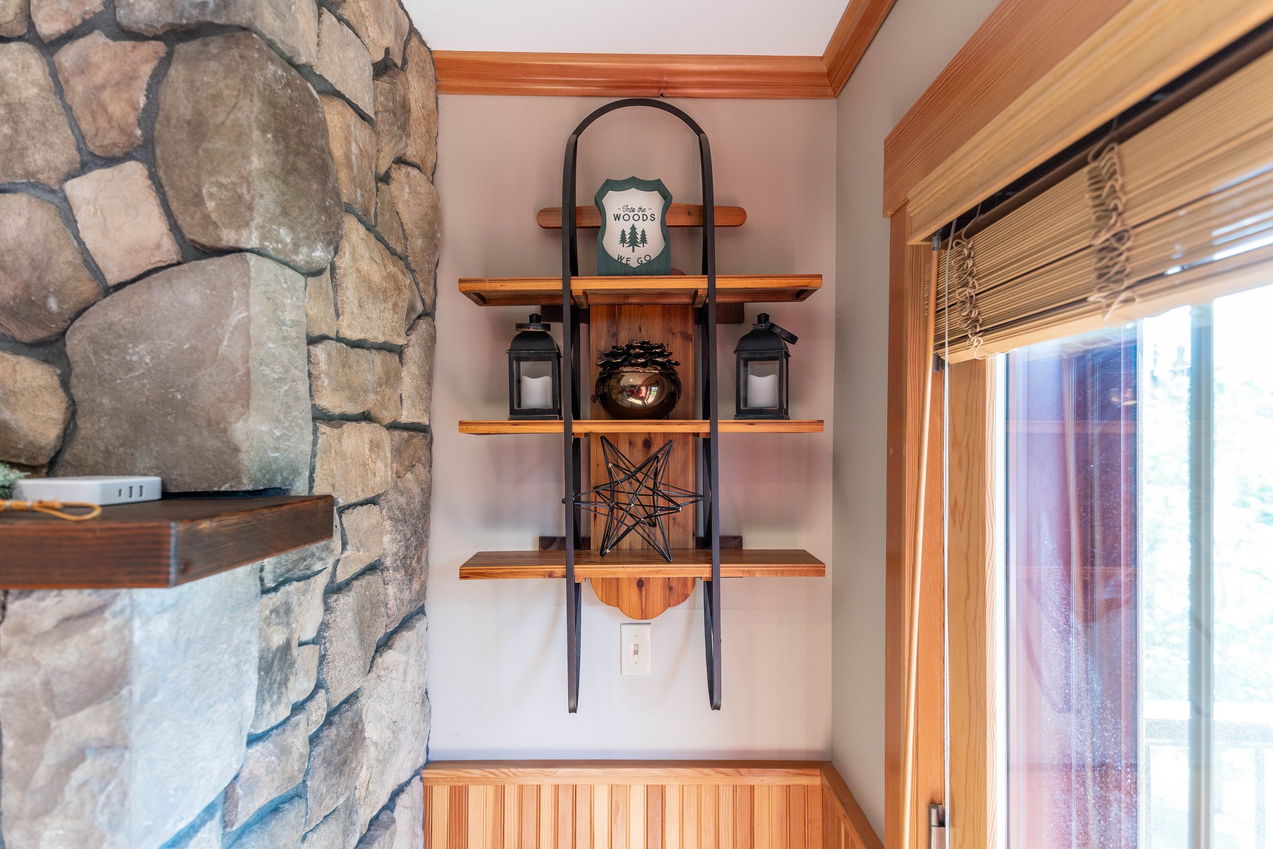 1203 Cranmore Decor(3).jpg
