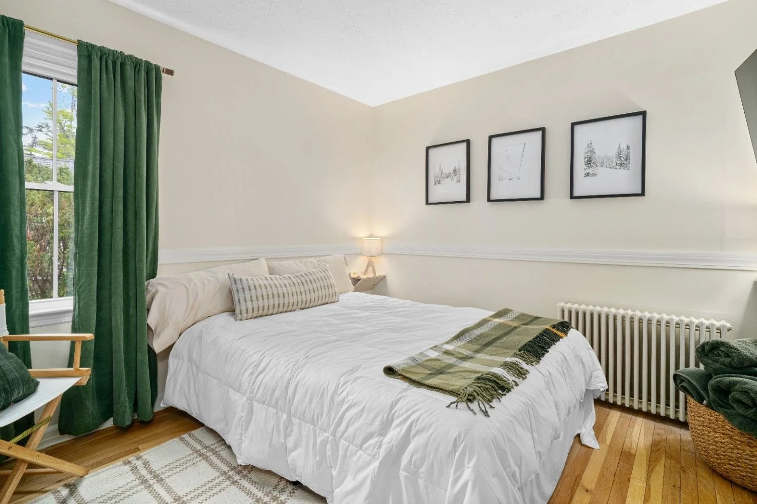 131GROVEST_BEDROOMS1.jpg