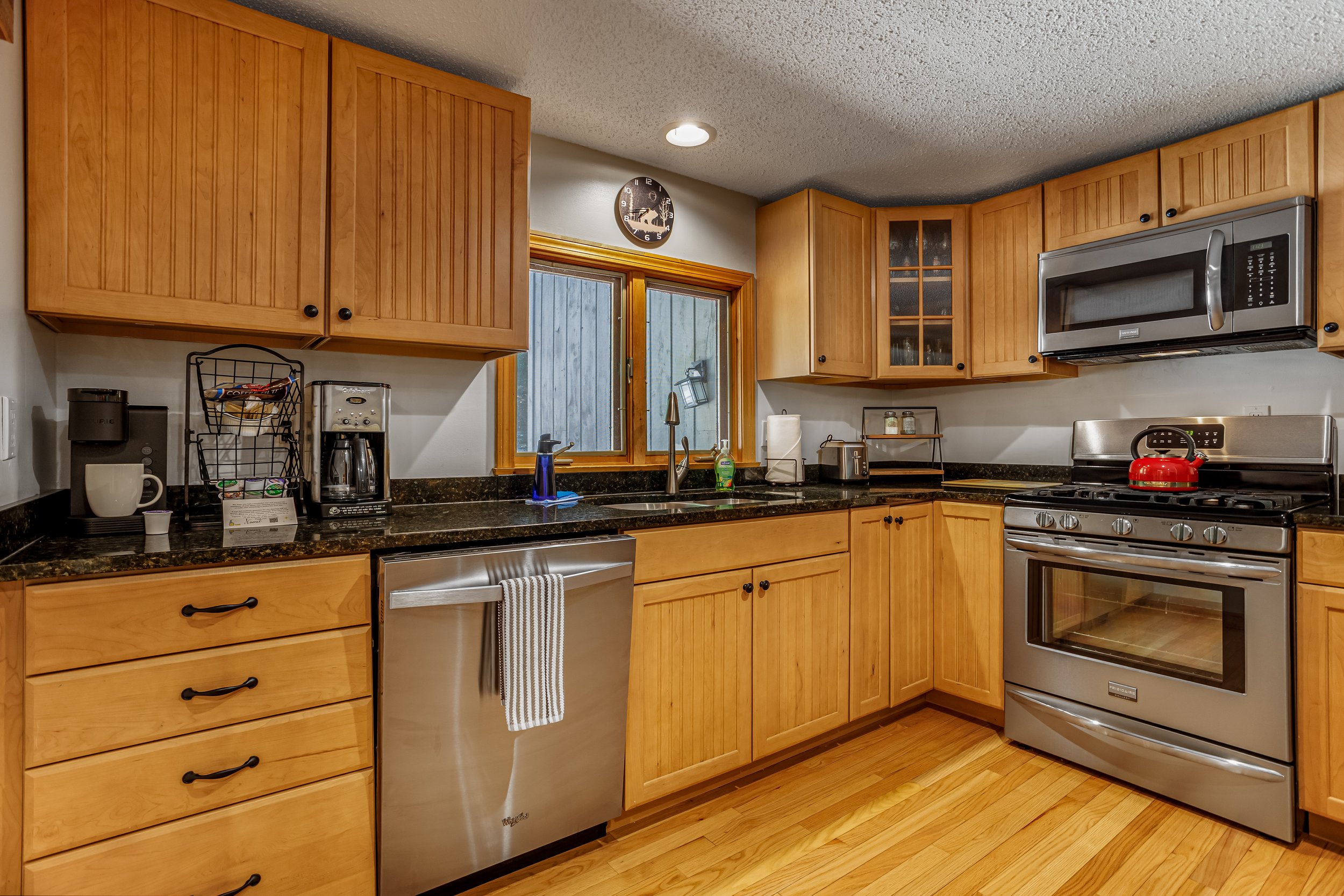 F4 Vista View Lane Conway - Red Maple6.jpg