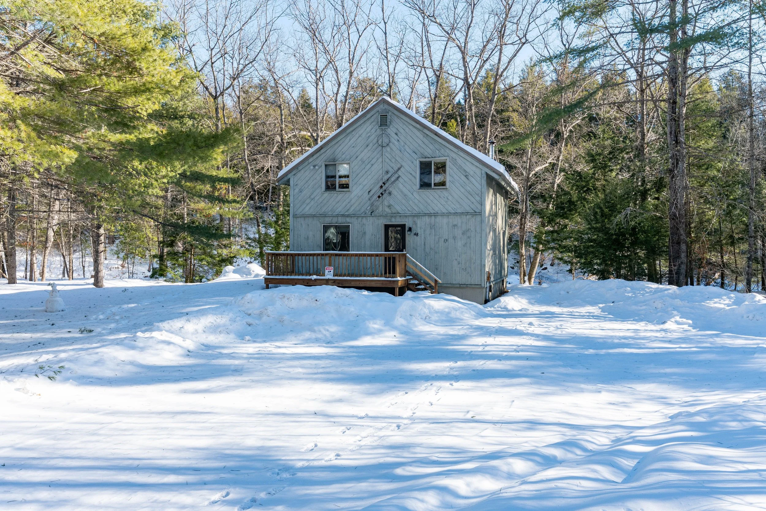 48RIVERSBEND_Exterior (14).jpg