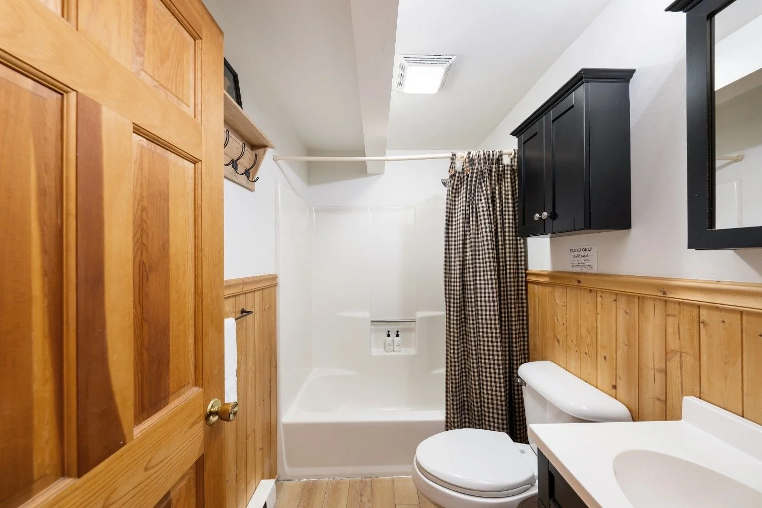 47ASPENDRIVE_Bath6.jpg