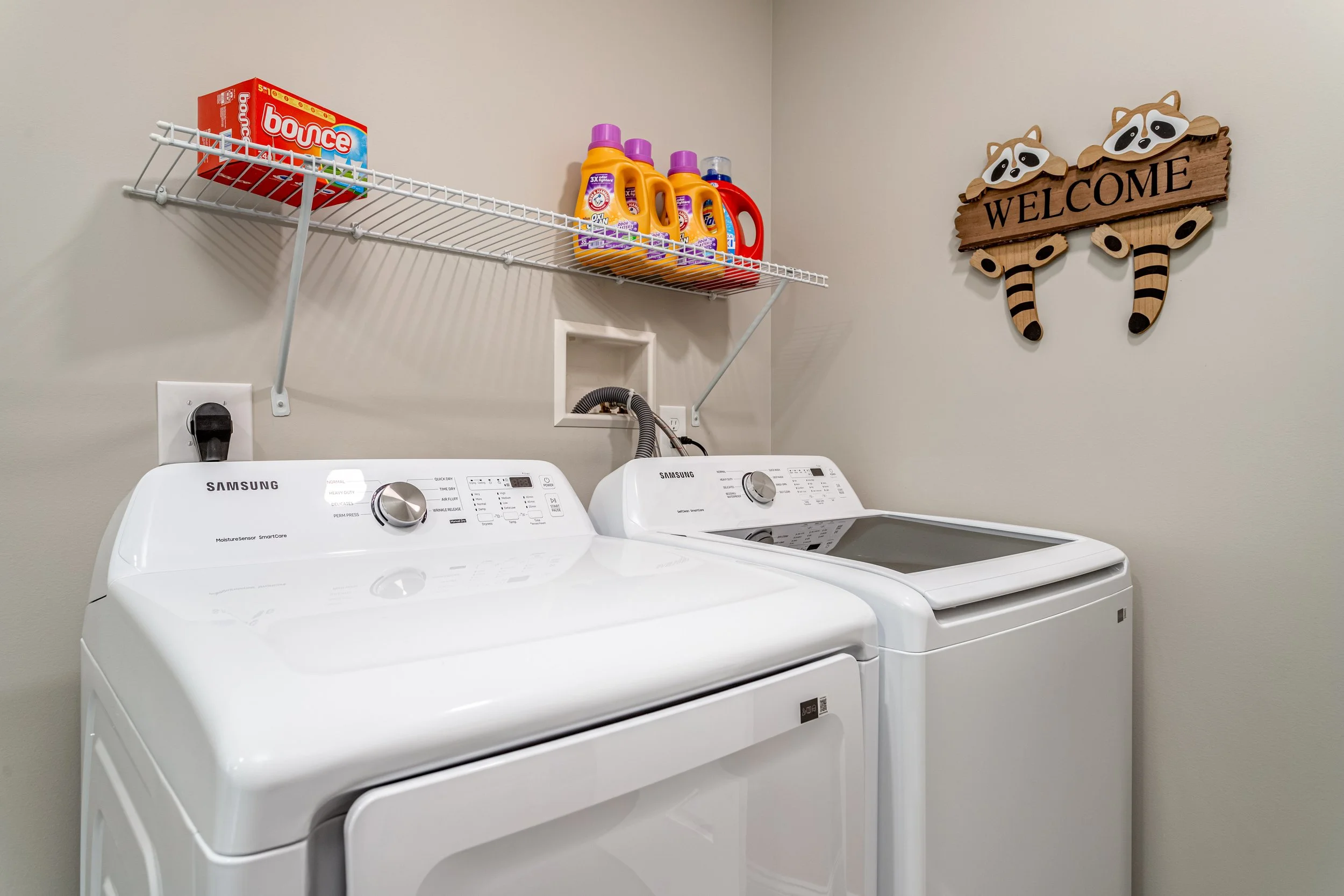 211 MCGREW_Laundry (1).JPG
