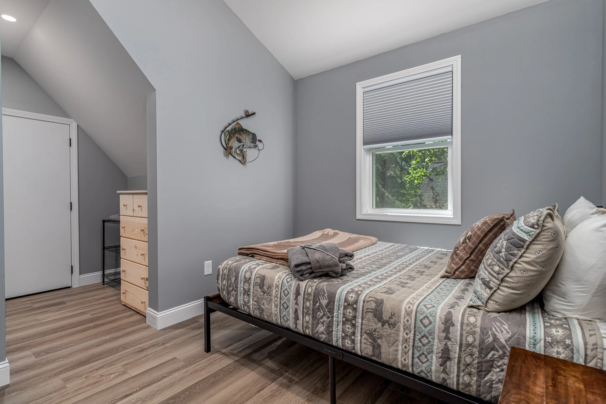 211 MCGREW_Bedrooms (6).JPG