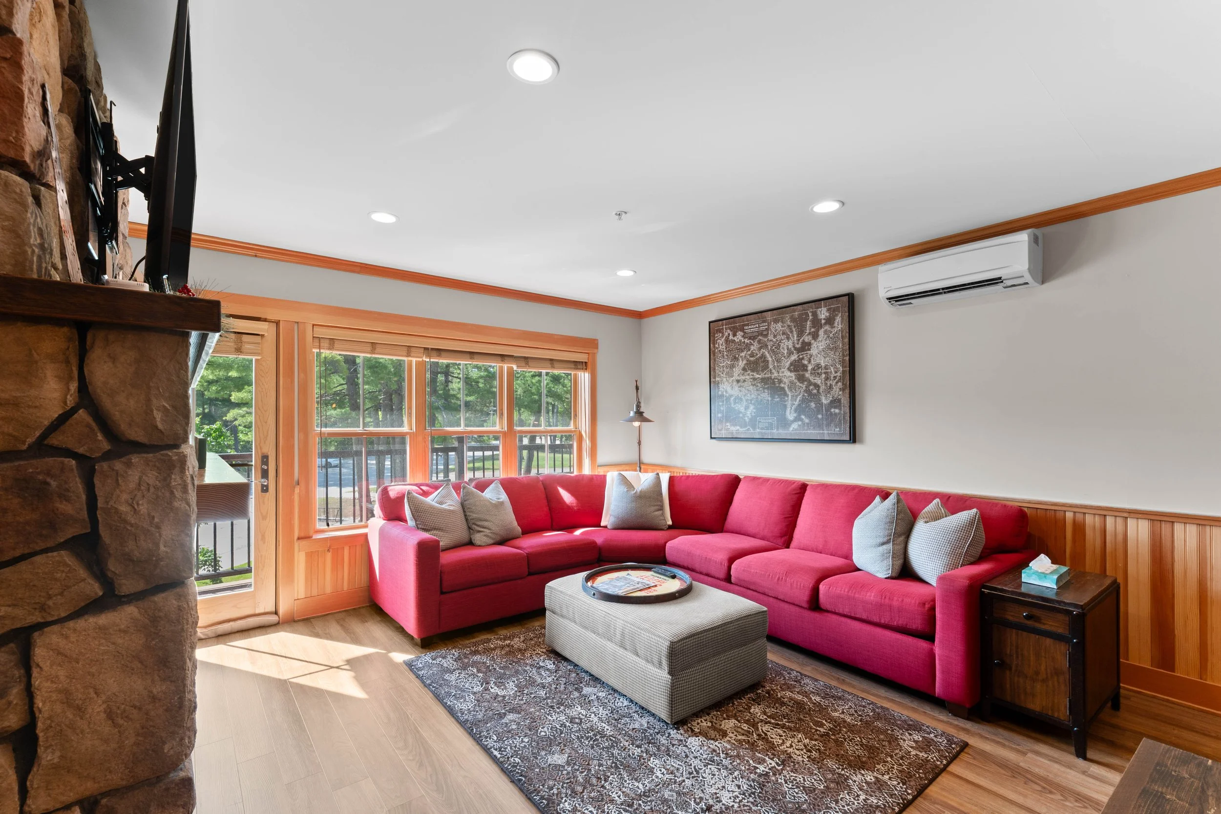 1203 Cranmore Living(1).jpg