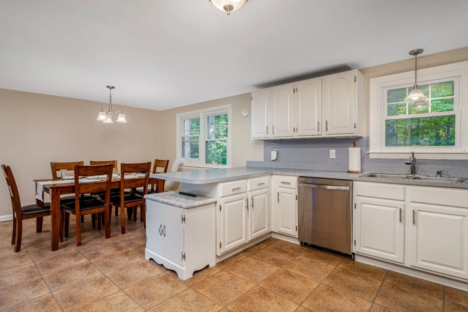 147MapleManorRdCenterConwayNH-11.JPG