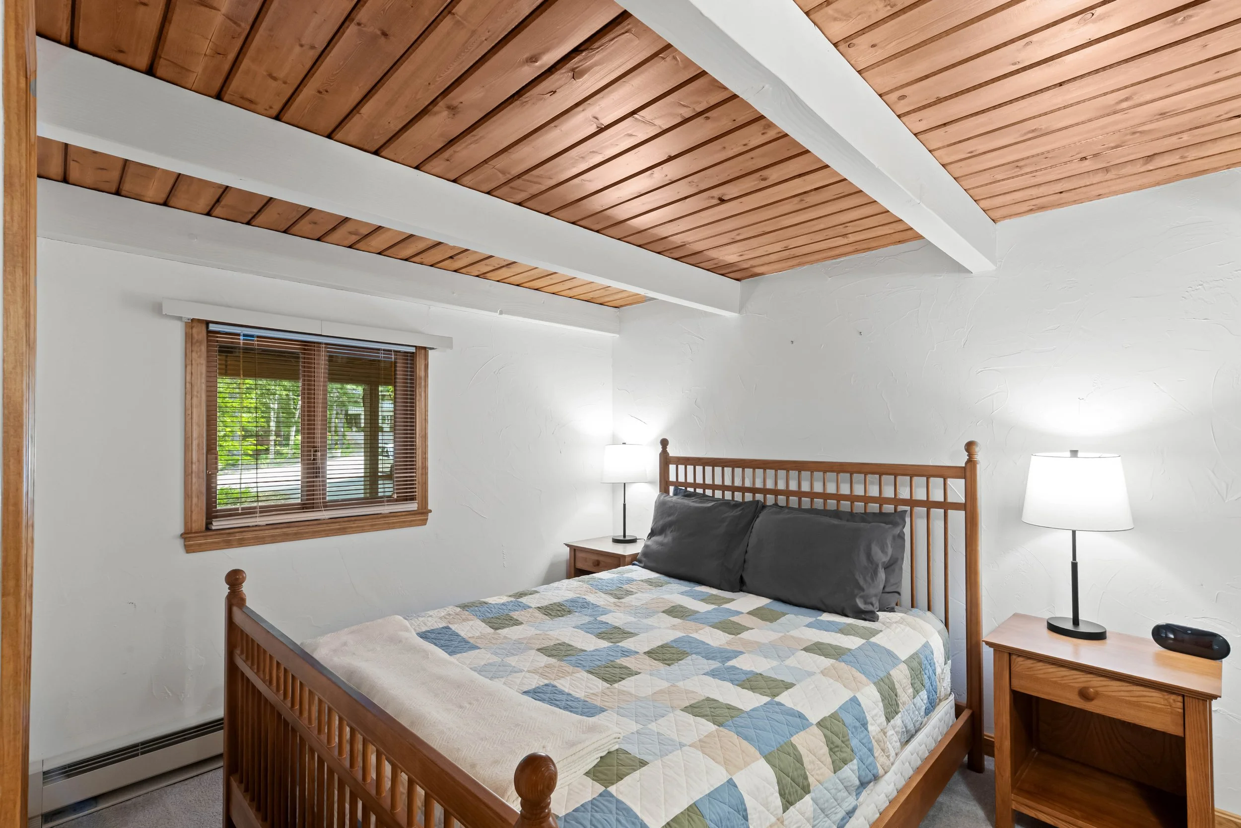 204Linderhoff_Bedrooms (1).jpg