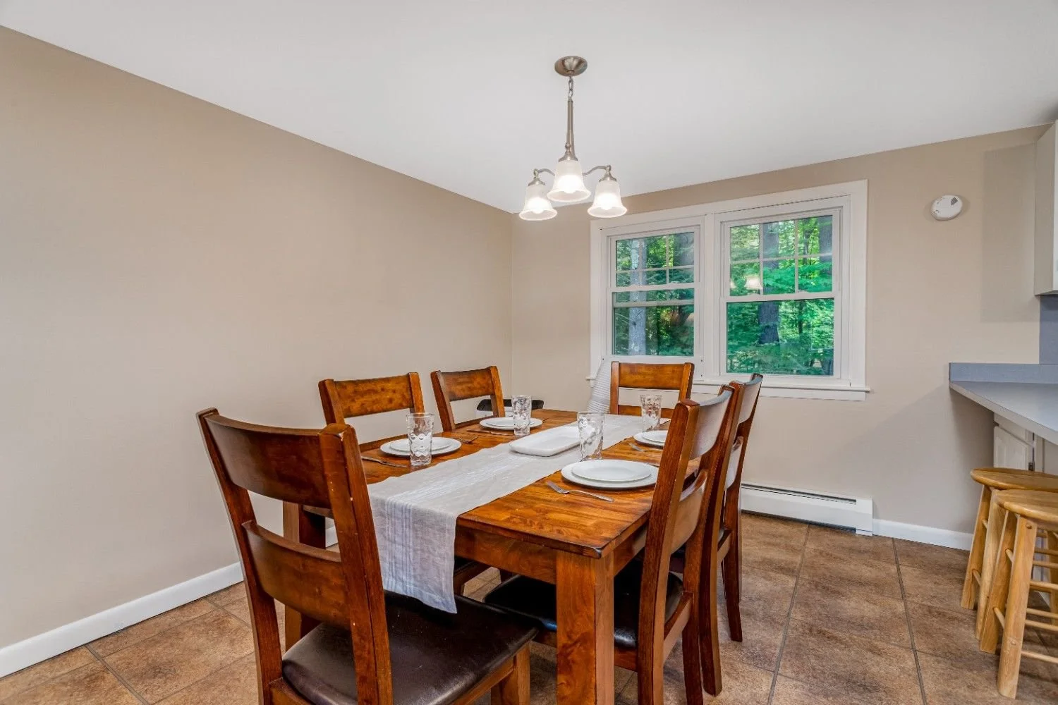 147MapleManorRdCenterConwayNH-5.JPG