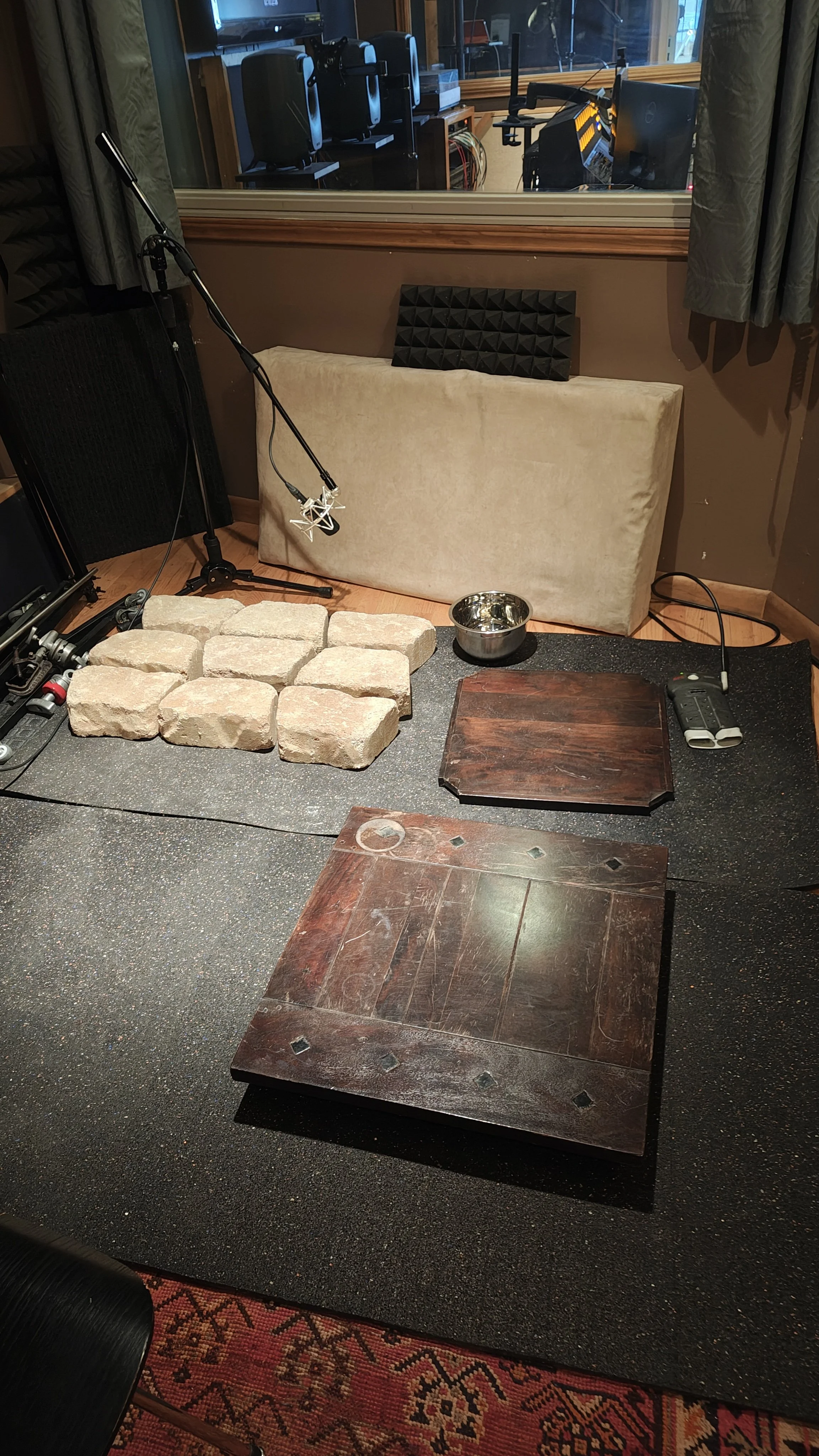 Foley surfaces in the larger room. Neumann KMR 81i and Sennheiser MKH 60.