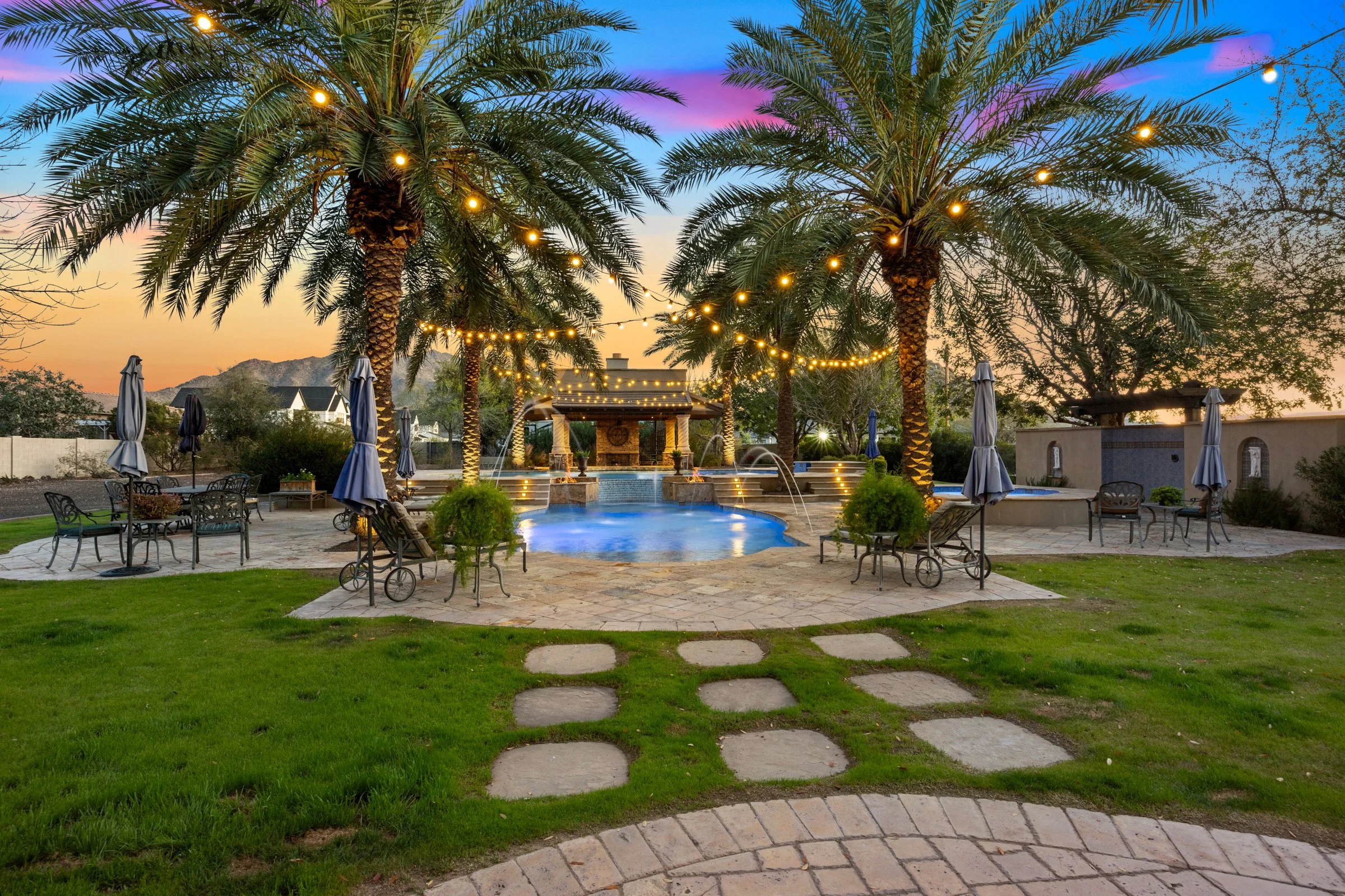 3309 E Sunnydale Dr-117.jpg