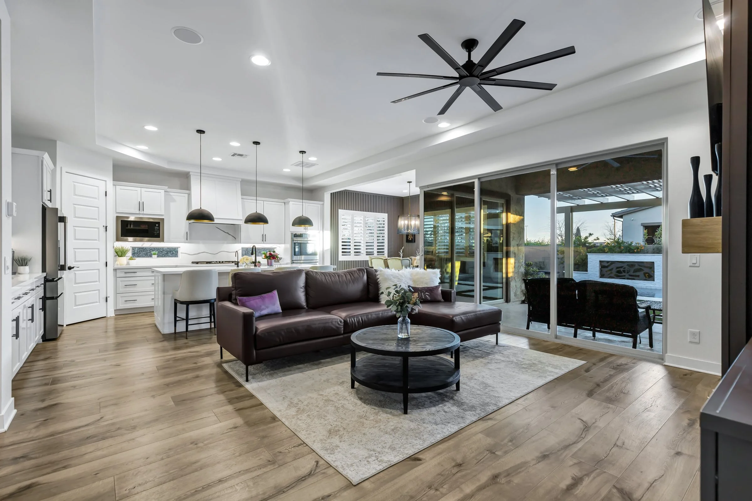 3947 E Austin Dr-12.jpg