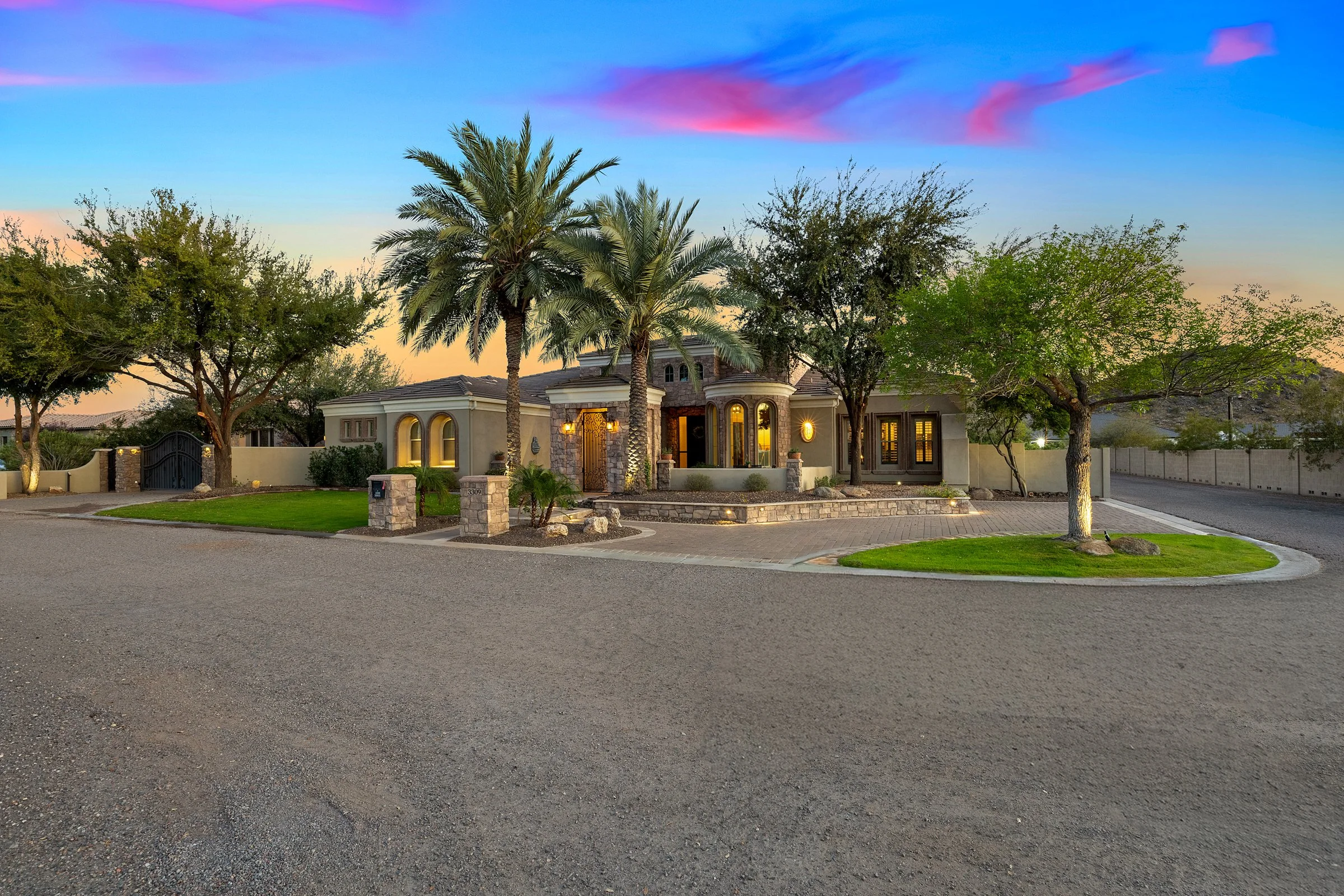 3309 E Sunnydale Dr-114.jpg