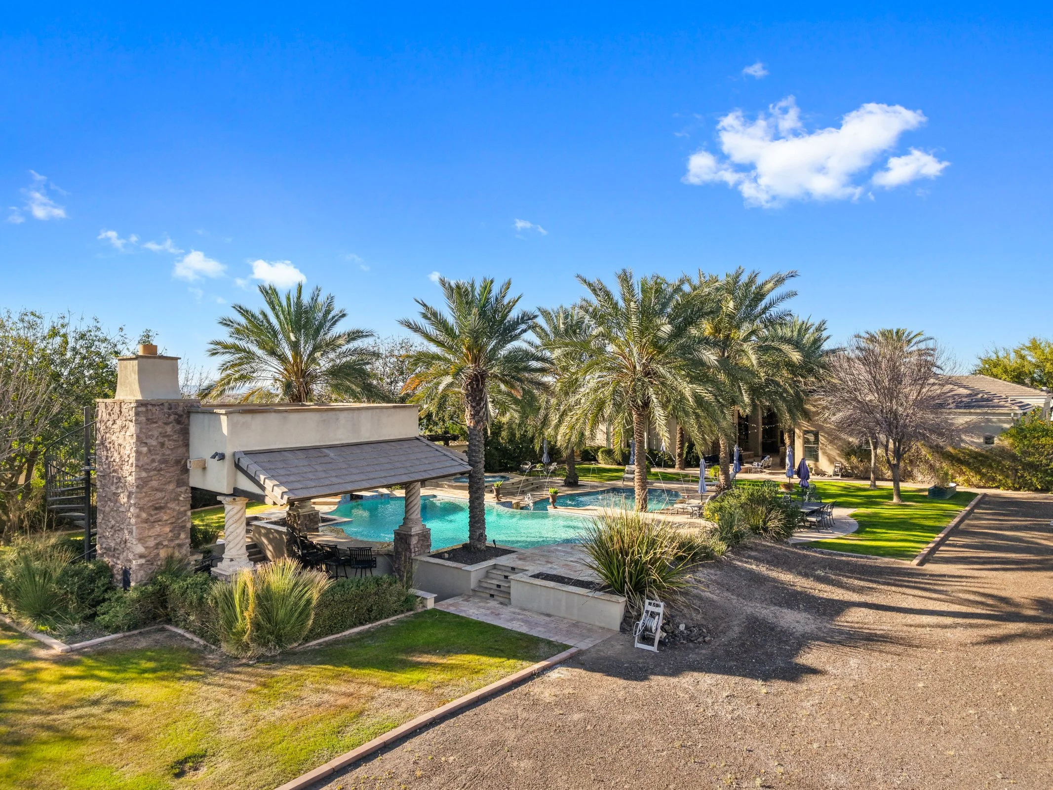 3309 E Sunnydale Dr-109.jpg