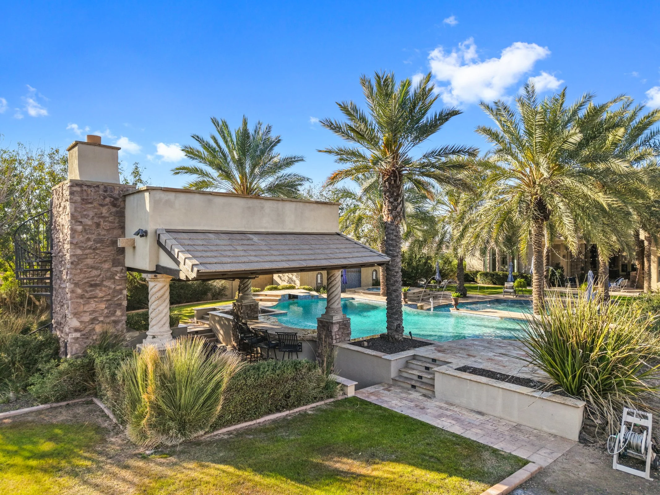 3309 E Sunnydale Dr-110.jpg