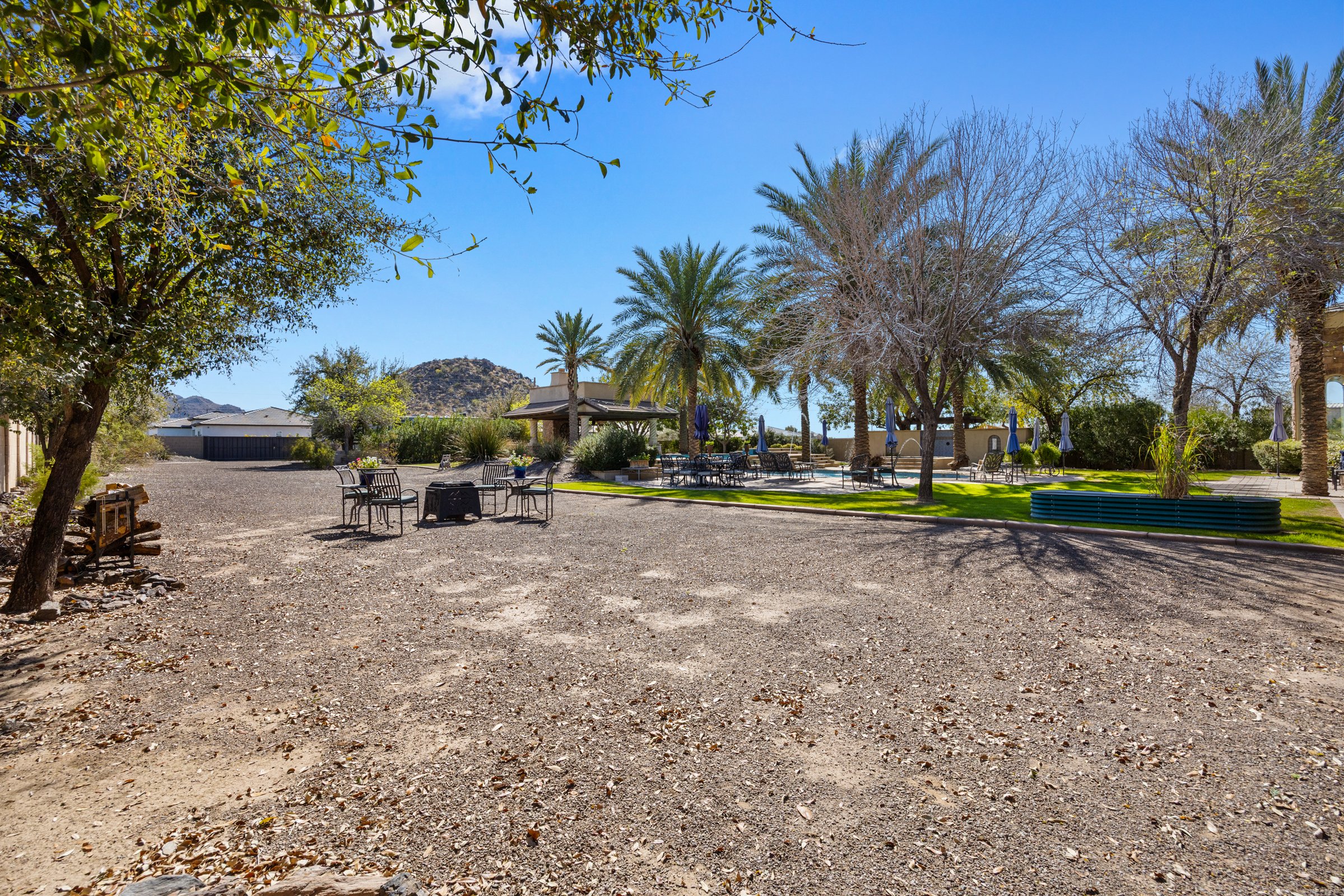 3309 E Sunnydale Dr-94.jpg