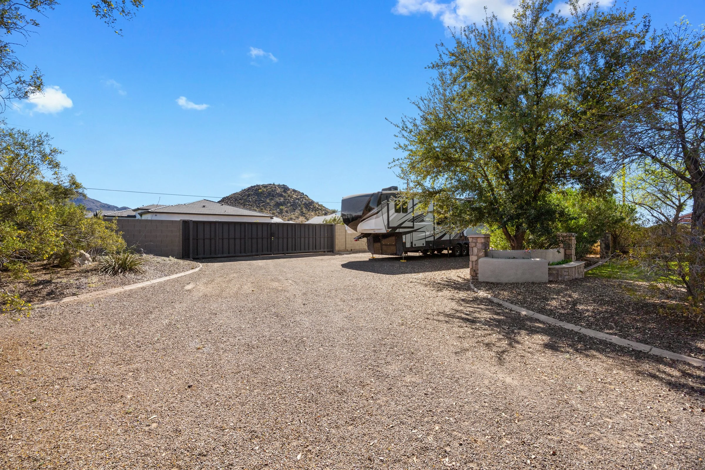 3309 E Sunnydale Dr-96.jpg