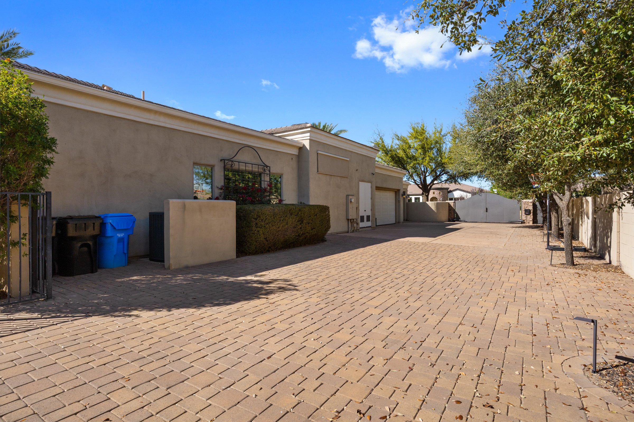 3309 E Sunnydale Dr-91.jpg