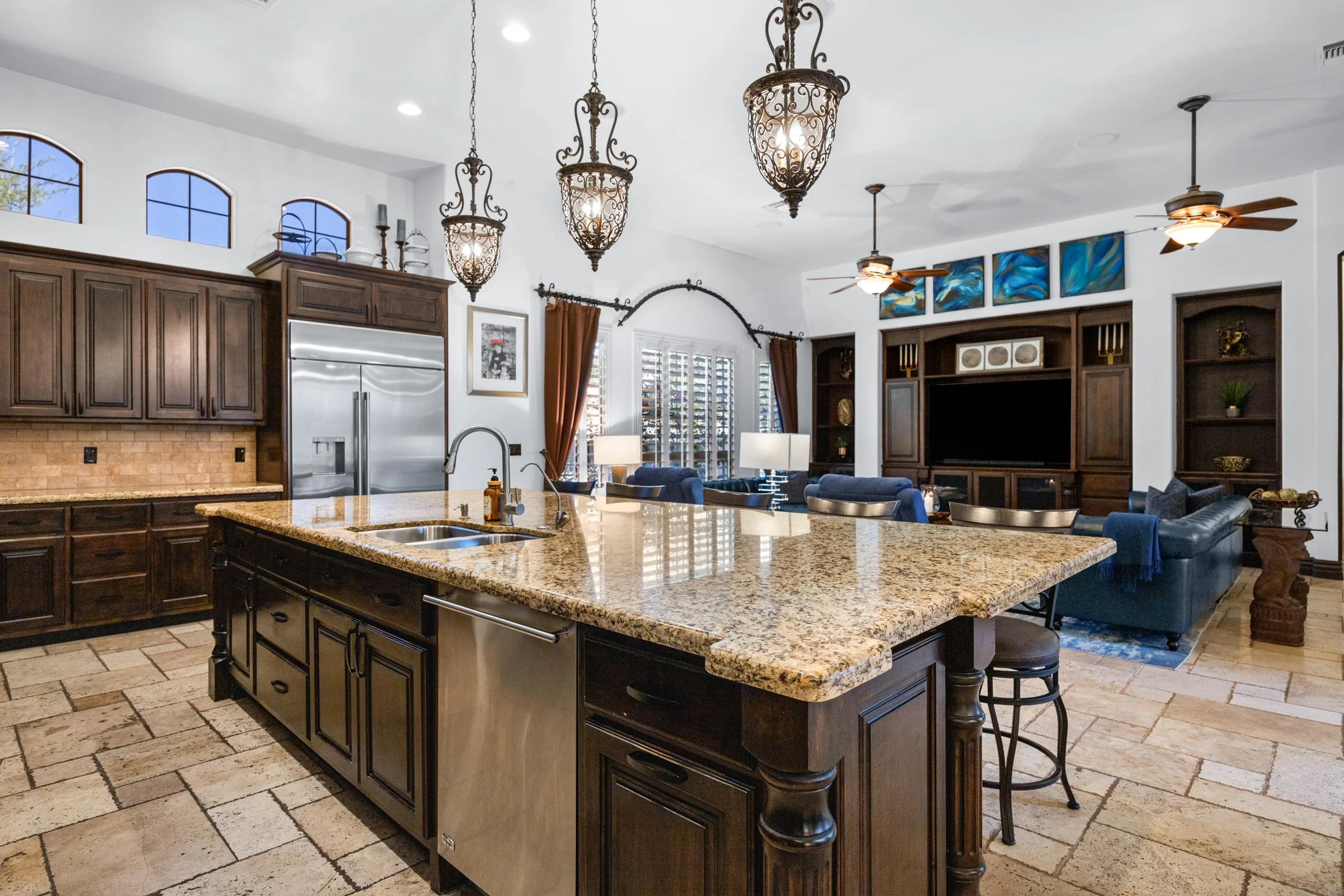 3309 E Sunnydale Dr-20.jpg