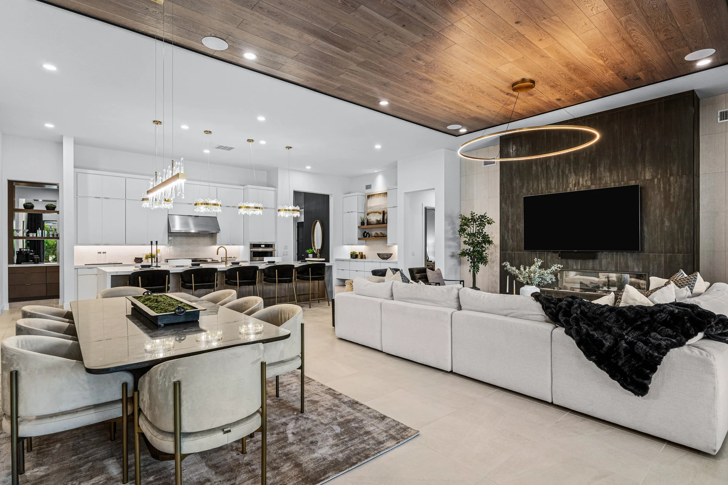 20517 E Indiana Ave-7.jpg