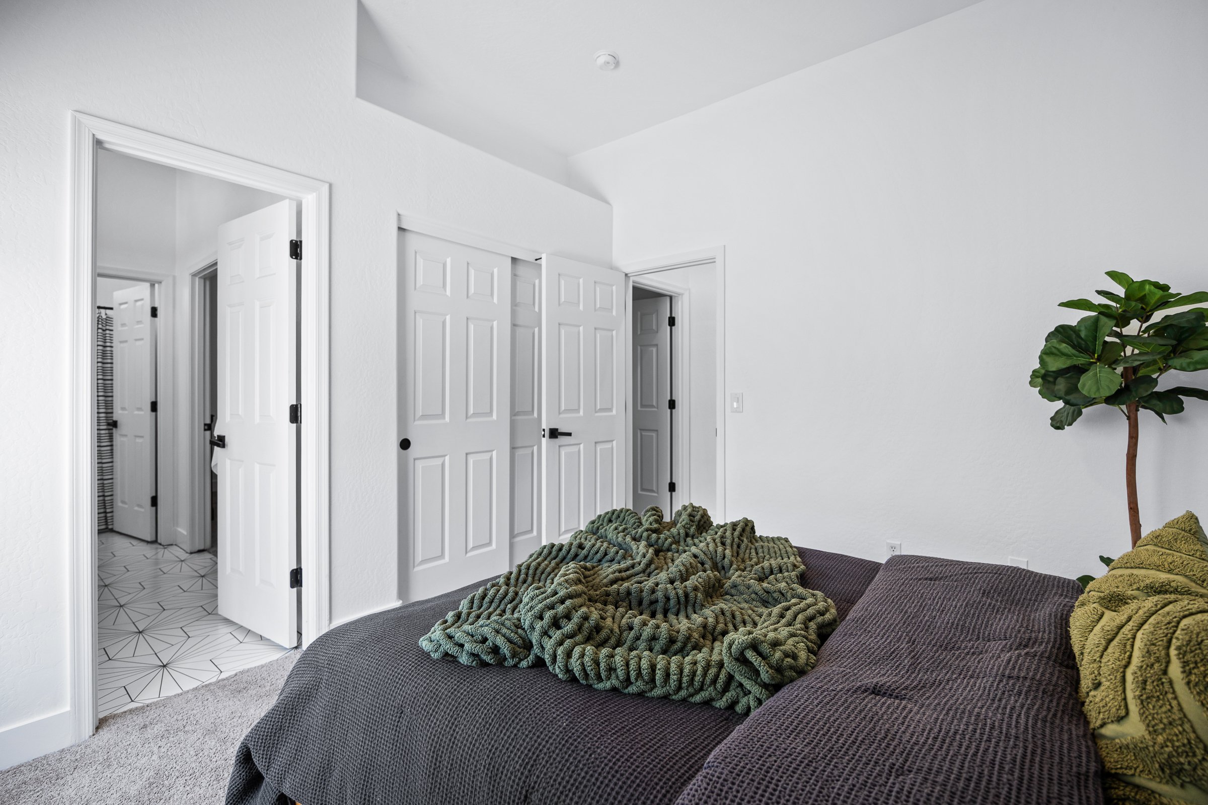 3938 E Dubois Ave-33.jpg