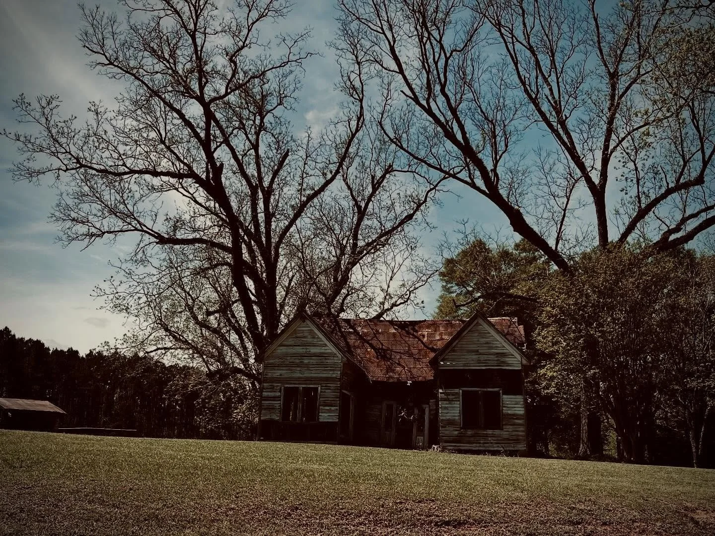 Abandoned House hunting in Mississippi for Easter🖤
