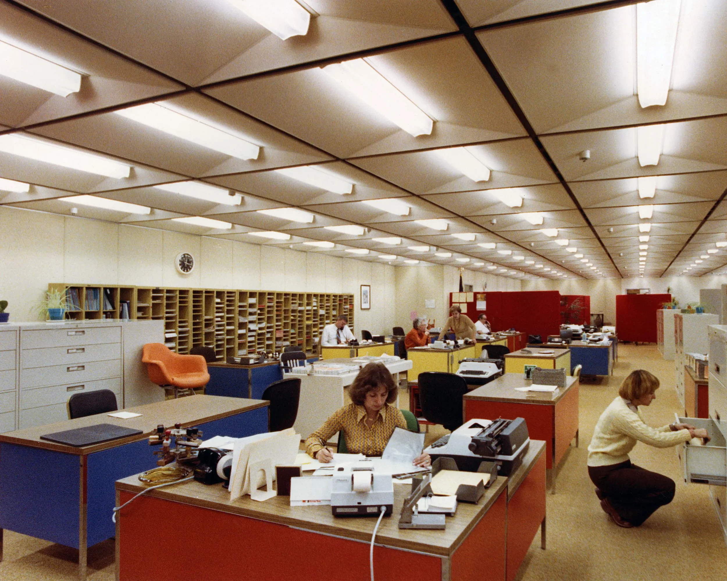office-1990s.webp