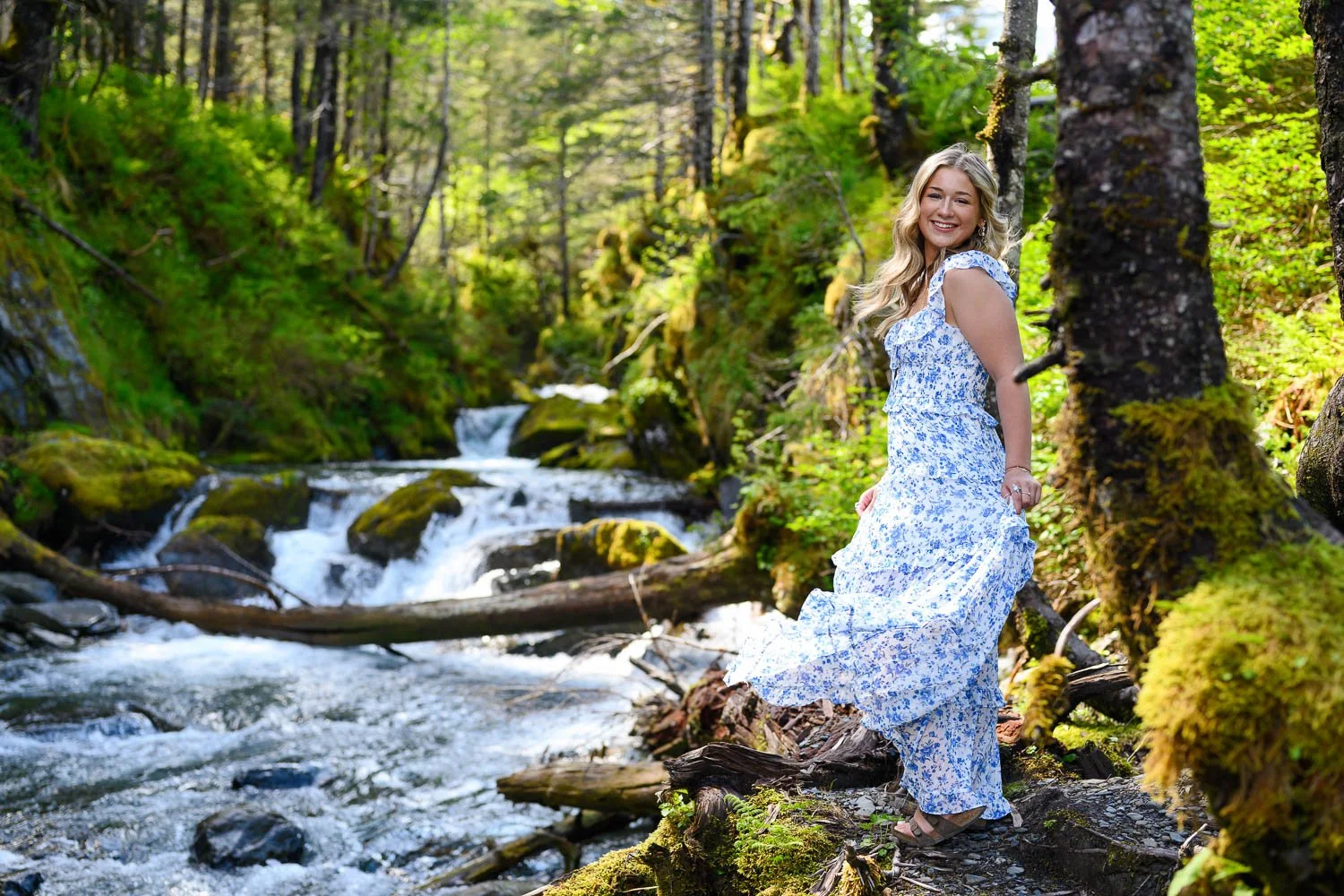 ShalemPhotography-AlaskaSeniorPhotography-Willard-7075.jpg