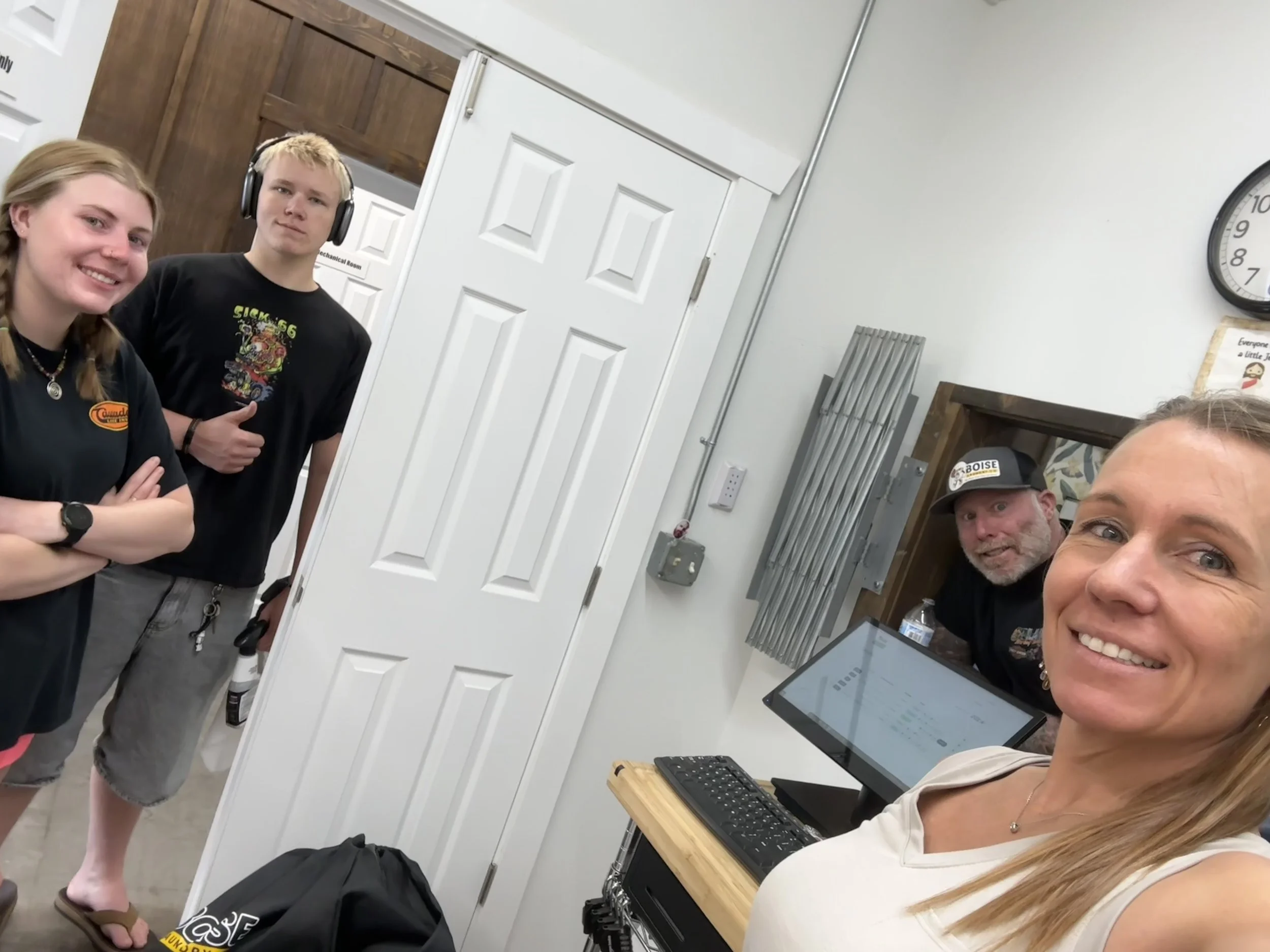 Boise Laundry Co family team