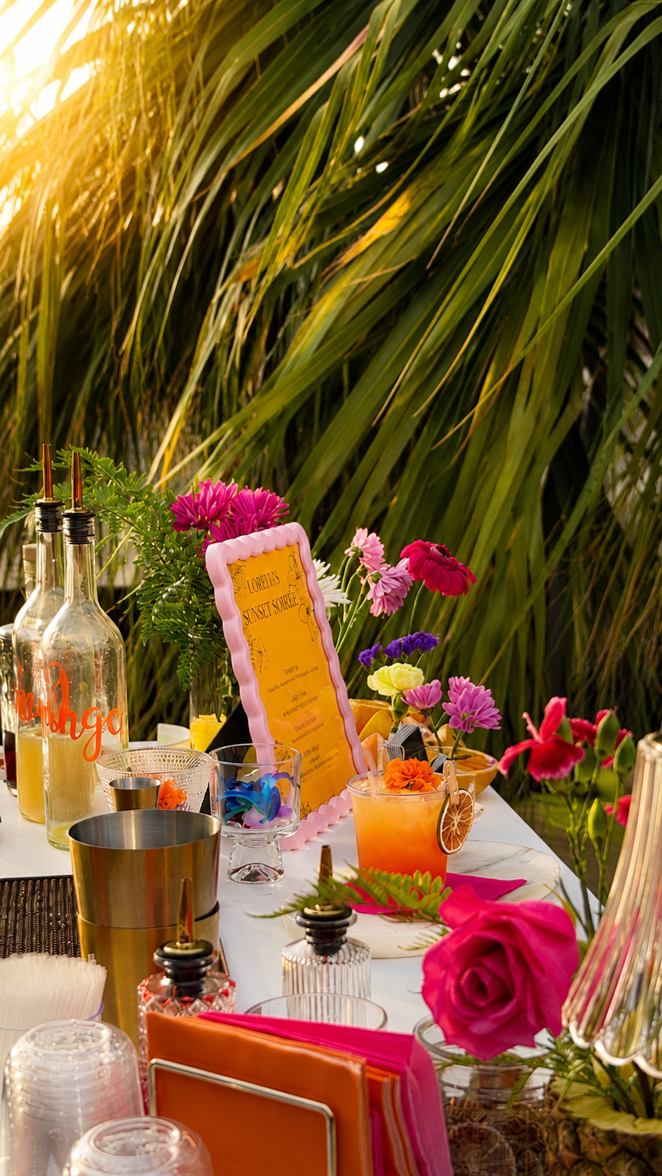 Tropical-Soireé-Cumpleaños-Miami-Sunset-Pool-Party