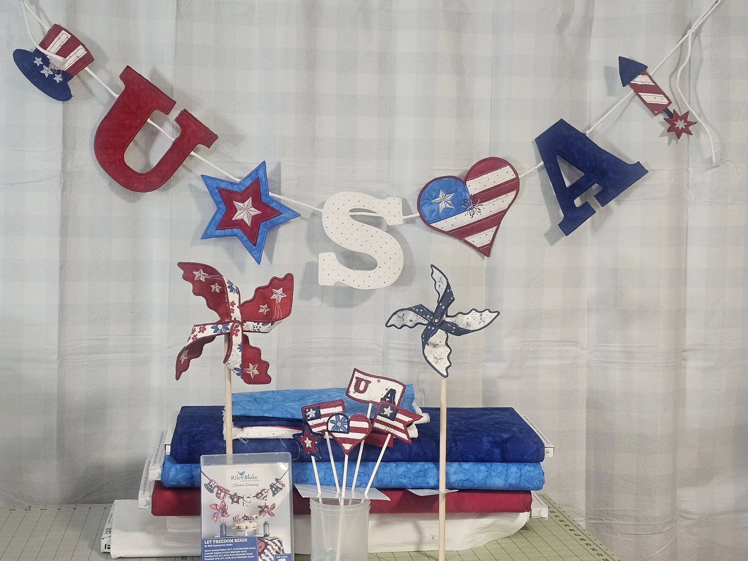 Let Freedom Reign Fabric Kit | The Fabric Floozies