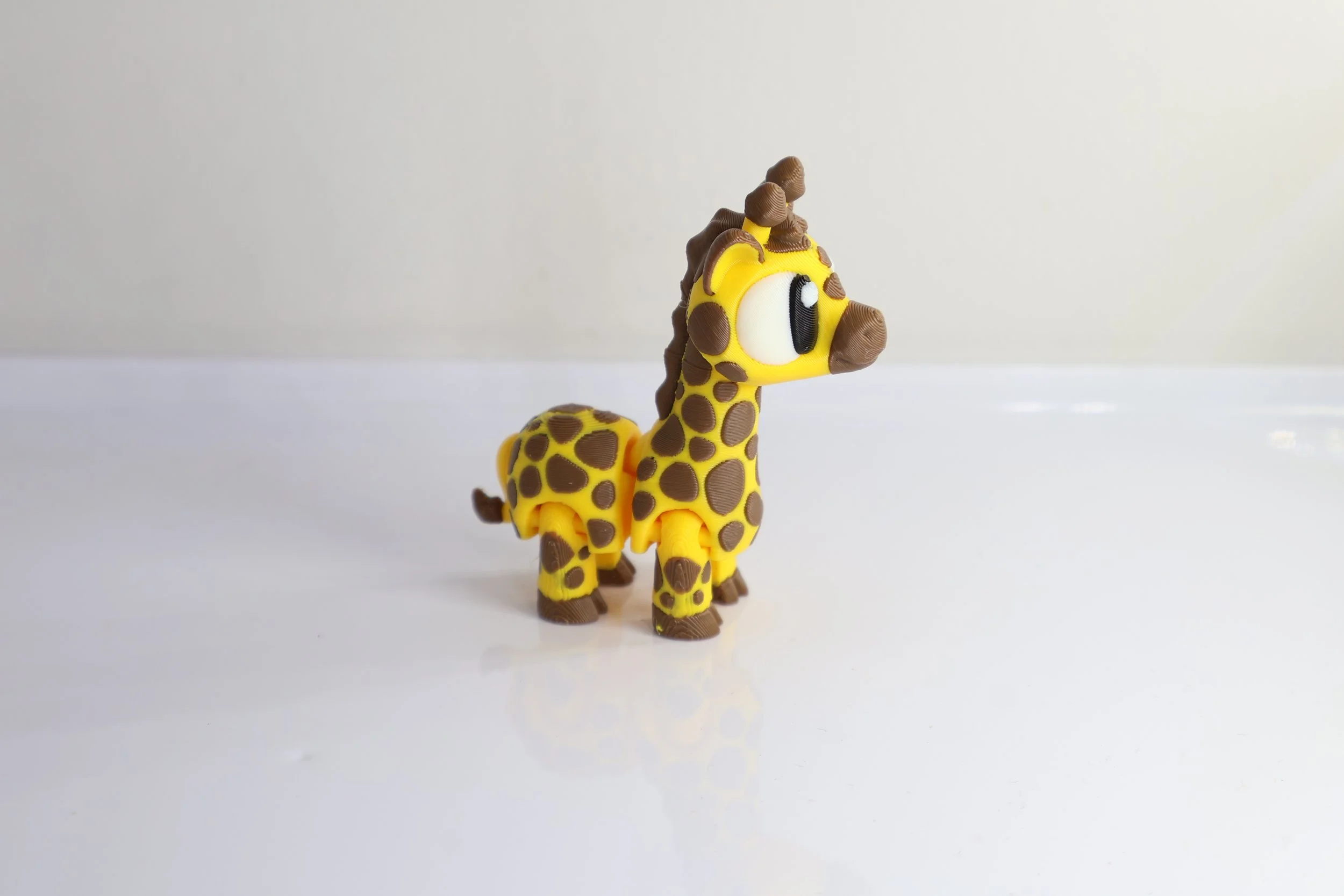 Giraffe-S_Yellow.jpg