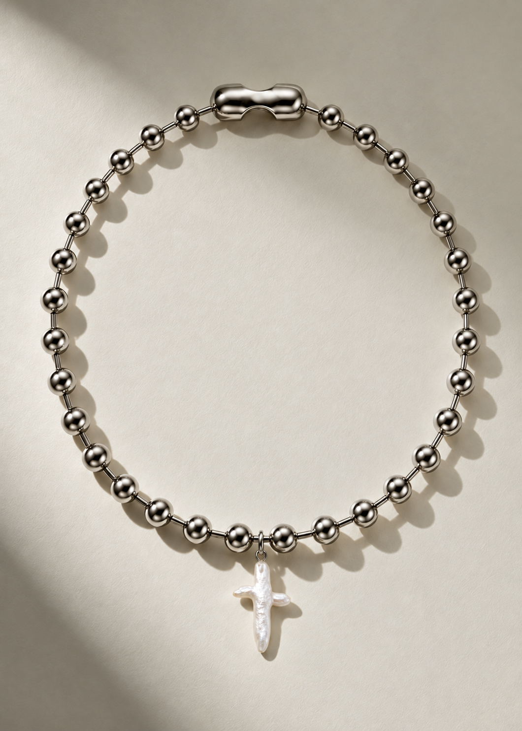 NSURO NECKPIECE