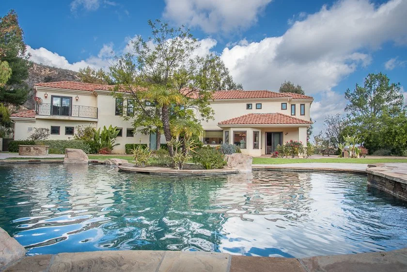 06.25.26_CALABASAS.REAL.ESTATE_.WEB_.jpg