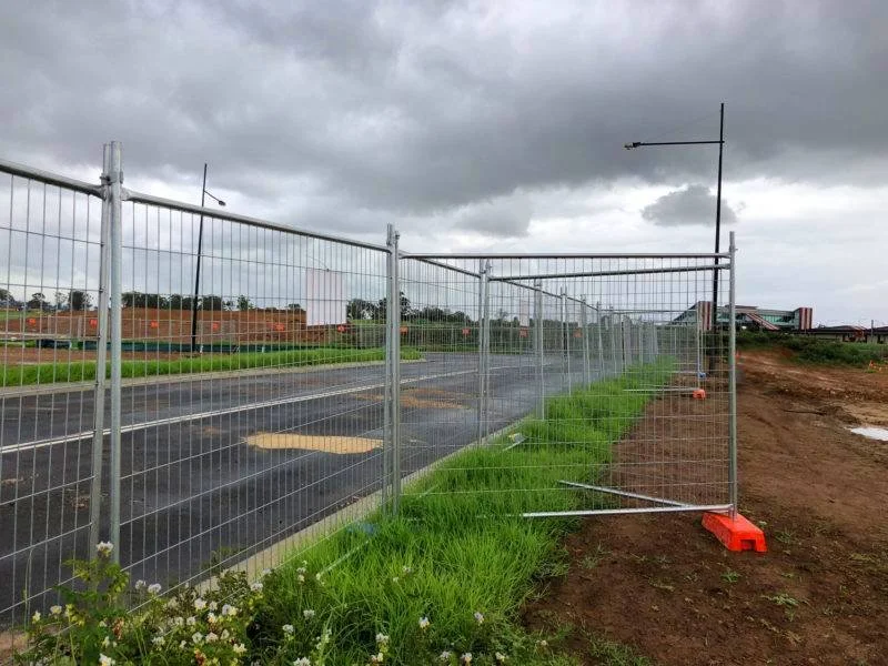 Safety Signs, Fences and Caution Tape