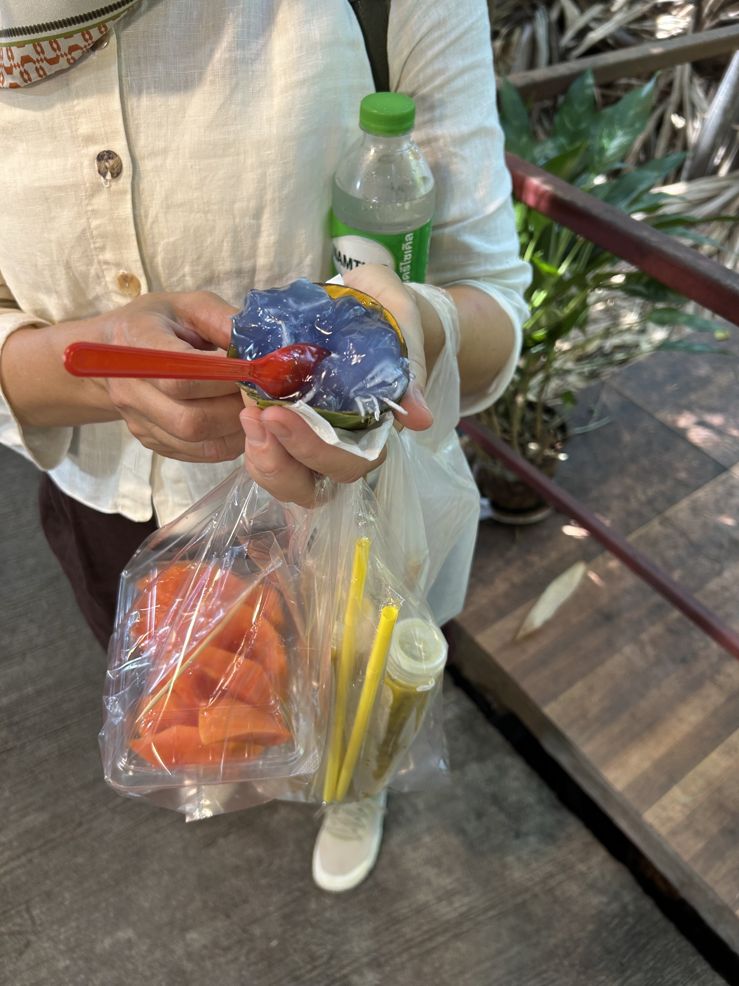 BAngkok ride market hau.jpg