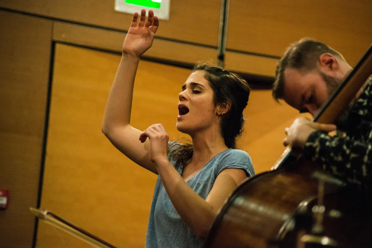 Learn about voice and movement therapy with Zoe