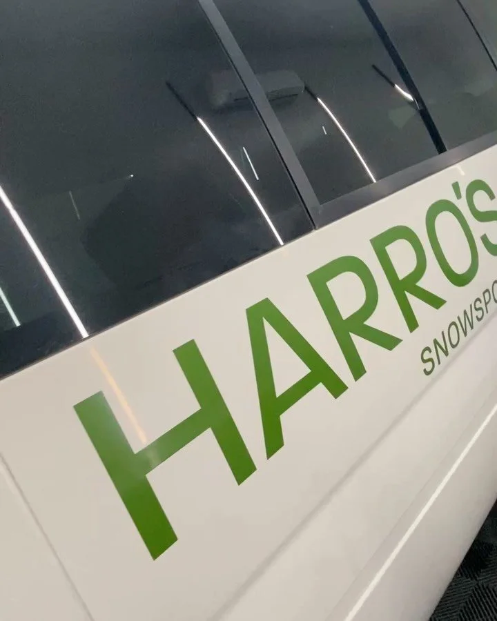 Ready for every season. 🚌☀️❄️

We recently added custom decals to the Harros shuttle bus at Lake Crackenback, giving it a fresh, eye-catching look that&rsquo;s ready to hit the road in summer and winter.

Transporting guests to their next adventure,