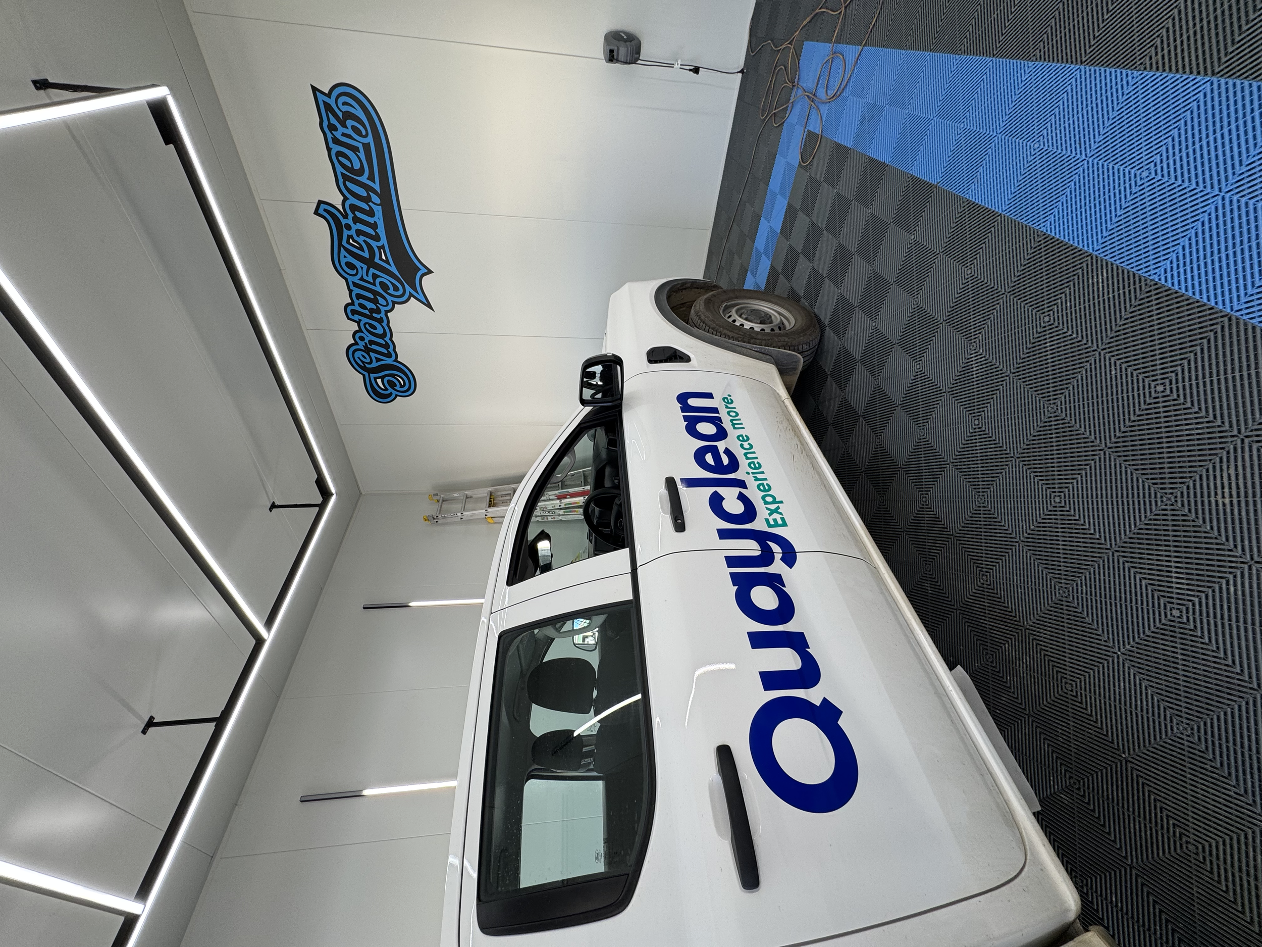 Quayclean  – Vehicle graphics and side decals.