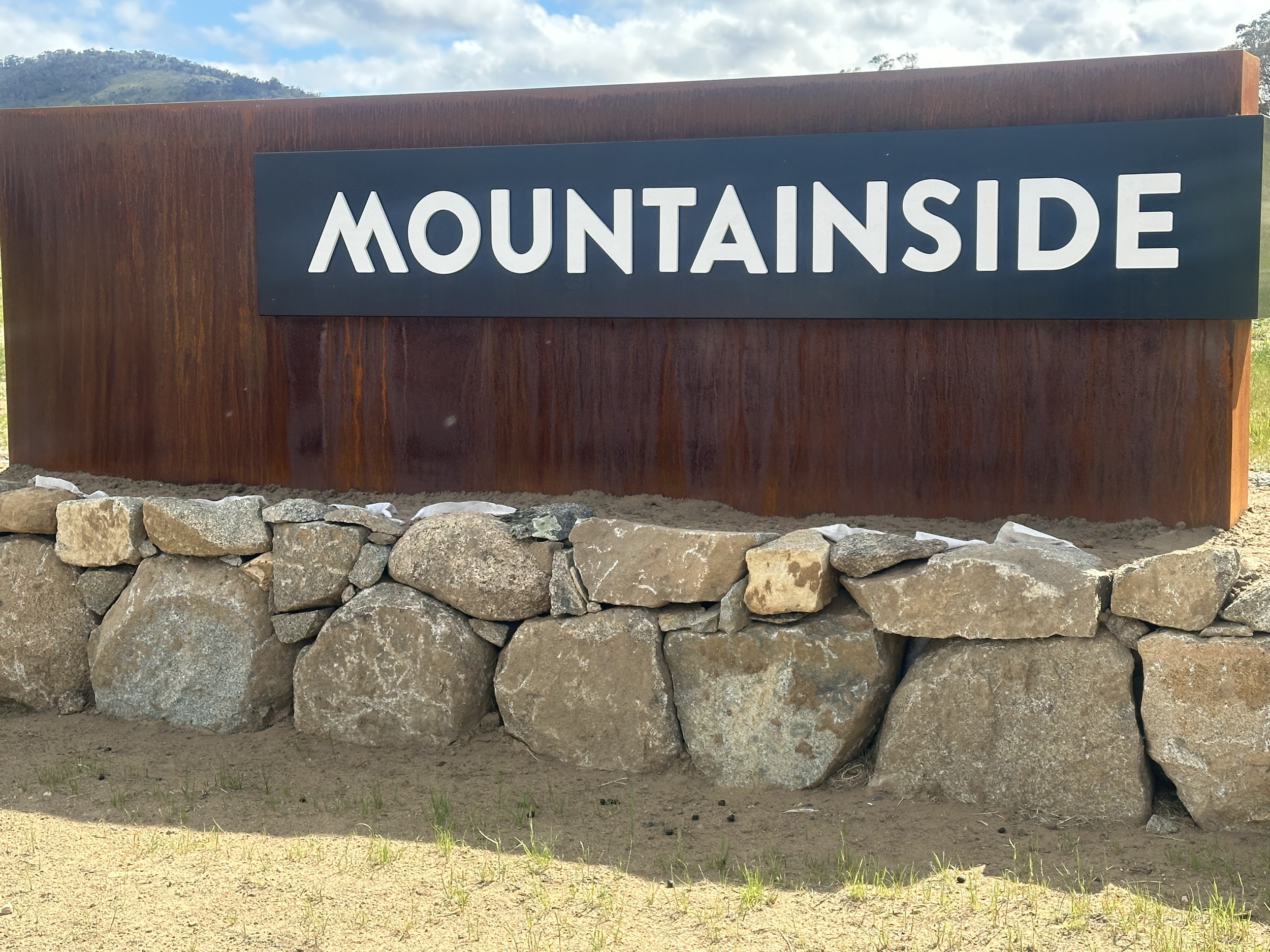 Mountainside – Corten steel entry signage.