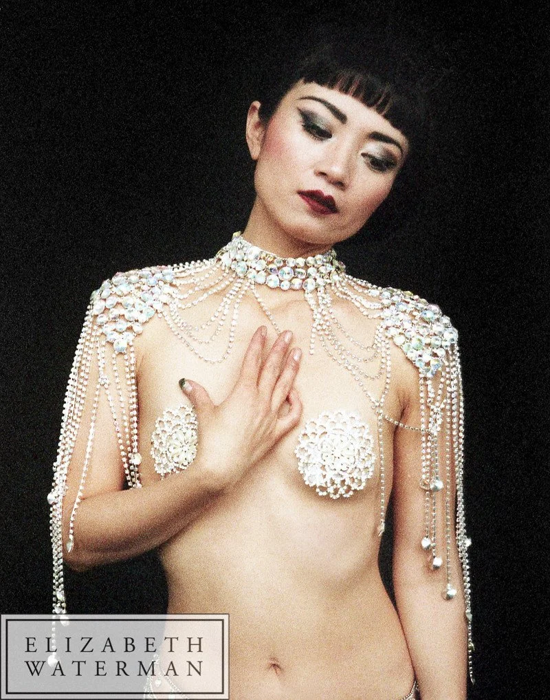 Photographer Elizabeth Waterman
Human Chandelier by Masae Satouchi 