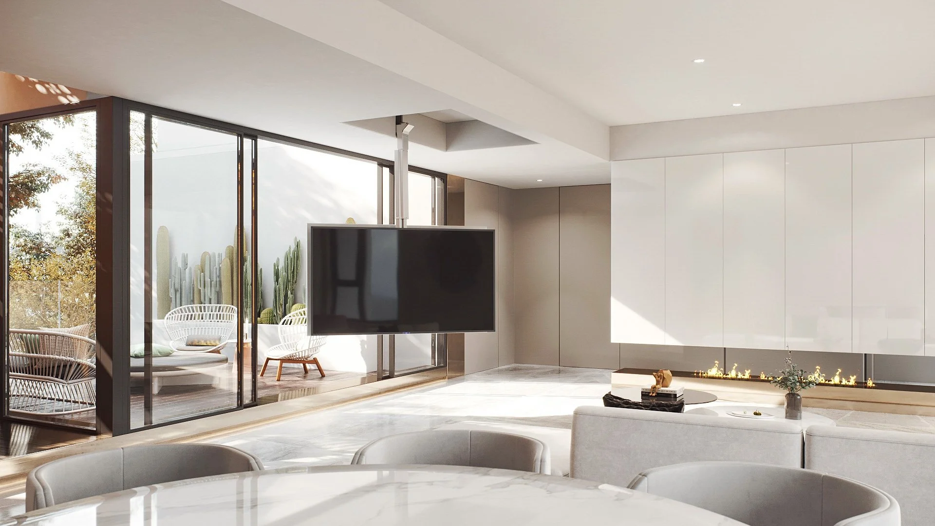 Modernes Wohnzimmer mit großen Fenstern, einer TV-Wand, einem weißen Balkon mit Sitzmöbeln und einer minimalistisch eingerichteten Inneneinrichtung.