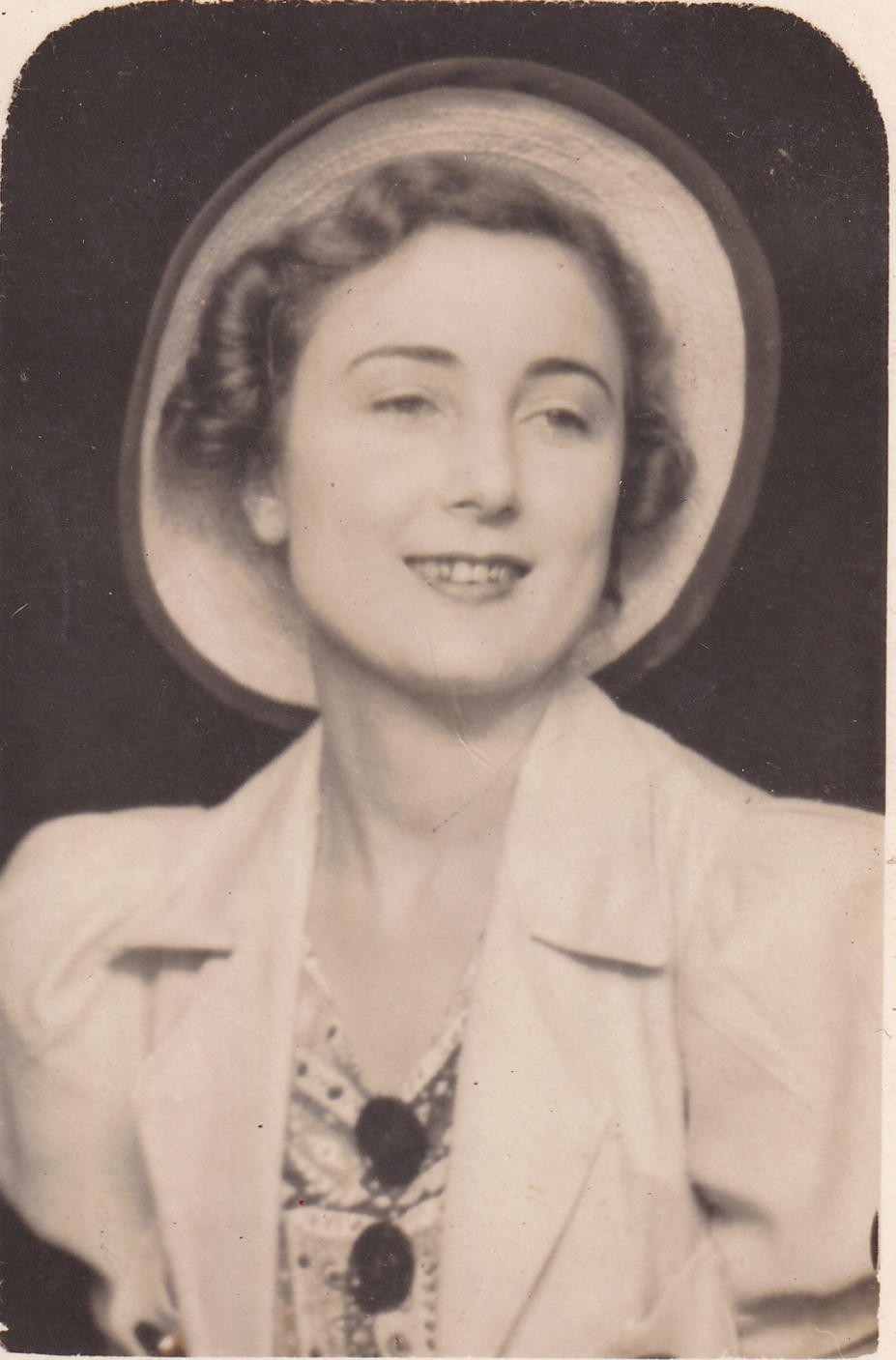 Veronica Adelaide Towner/Girlie Baker, Woden Cemetery, Canberra