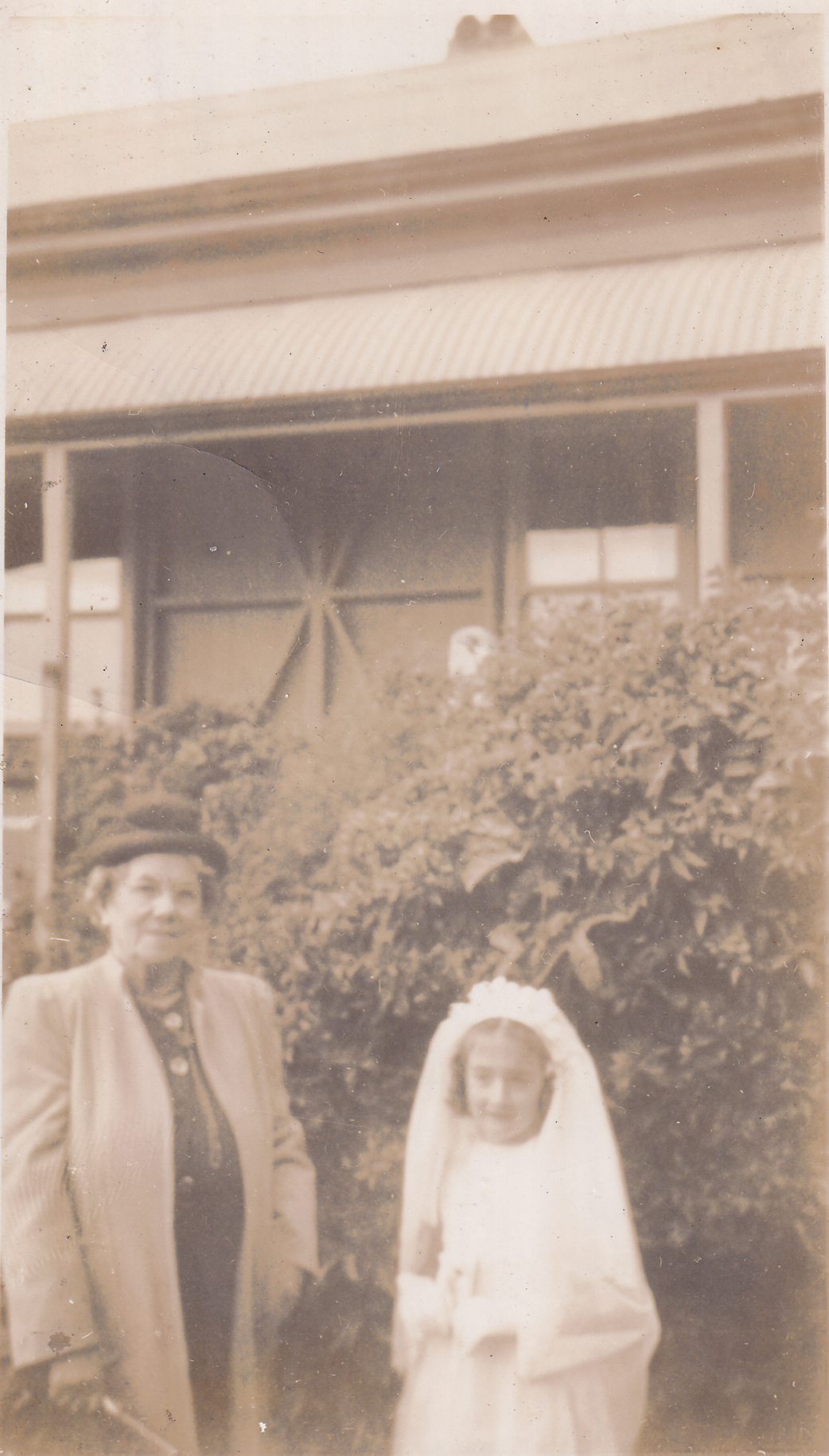 Agnes Ruth Baker and Patricia Towner, maybe in Bauple