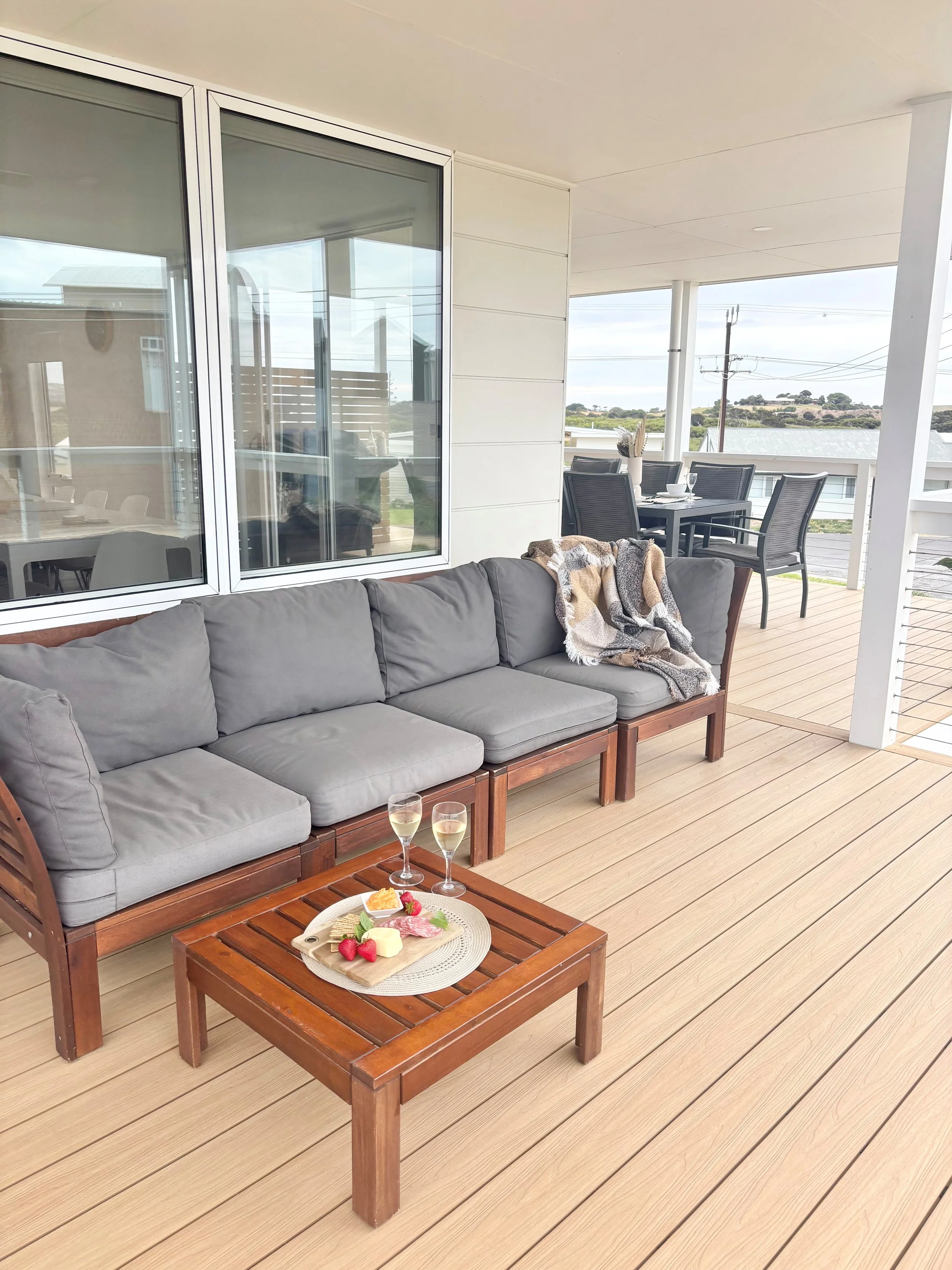 southerly deck.jpg