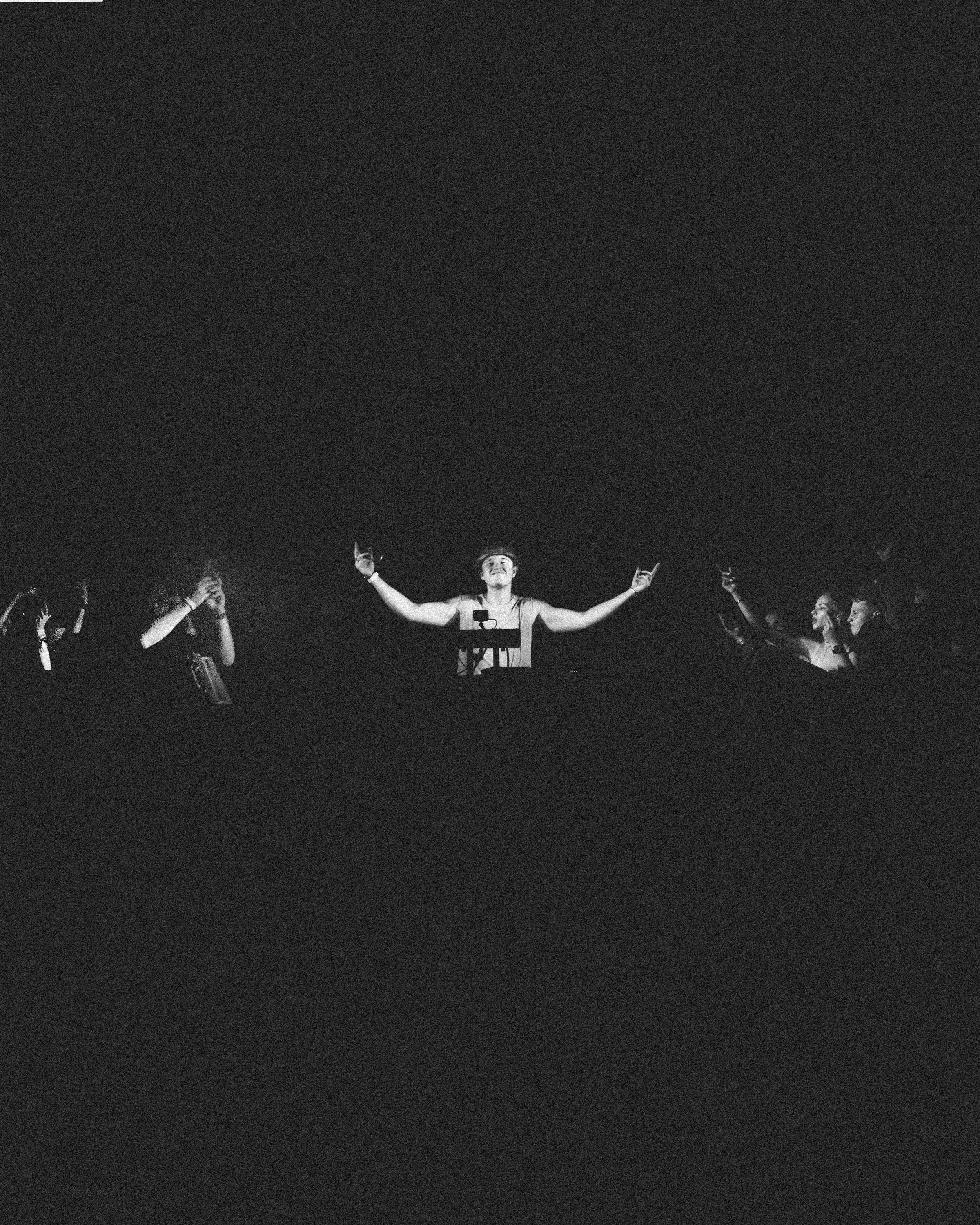 MinimalSHOTS_Robert_Bumbes_JohnSummit.jpg