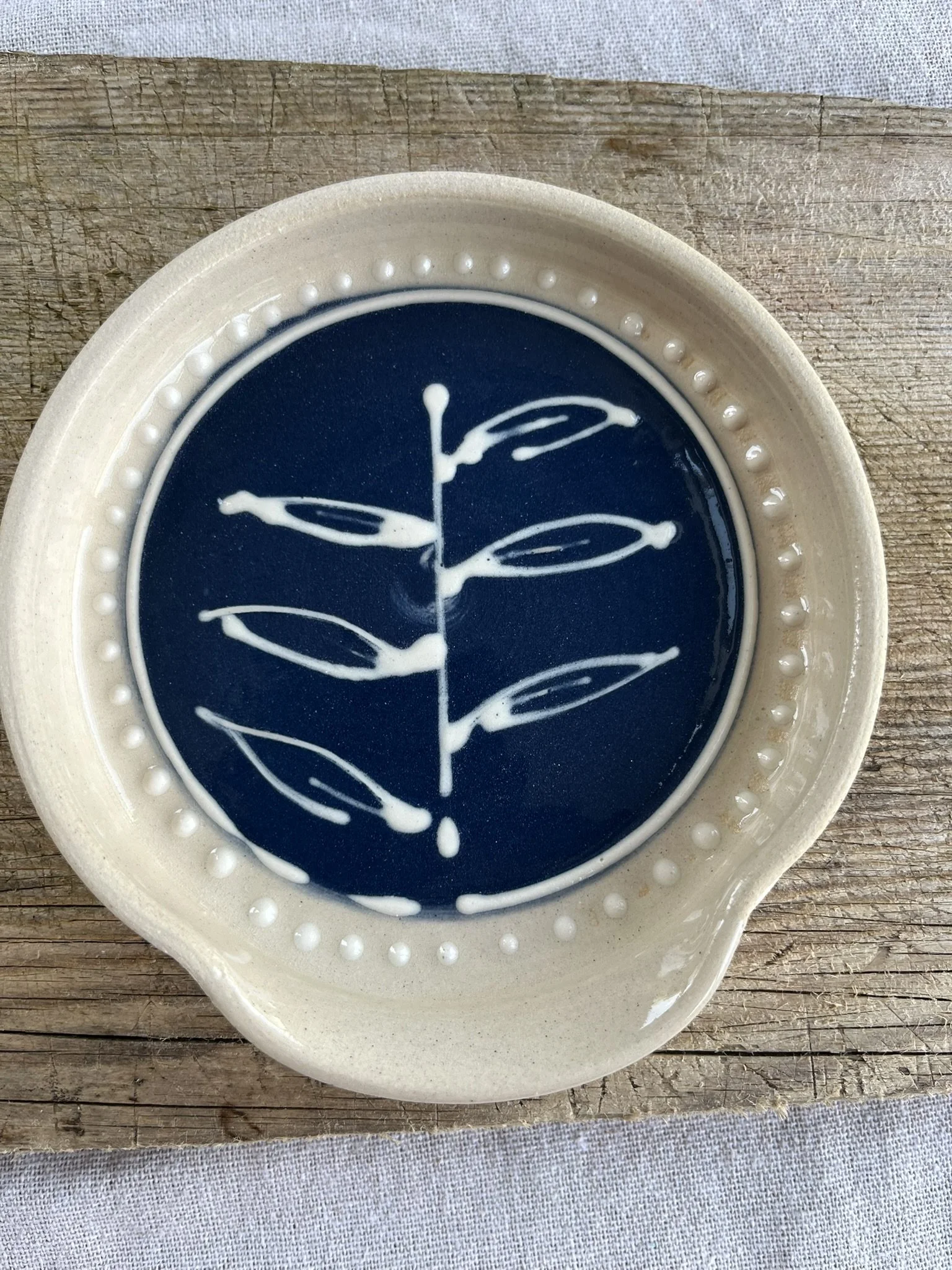 Blue spoon rest