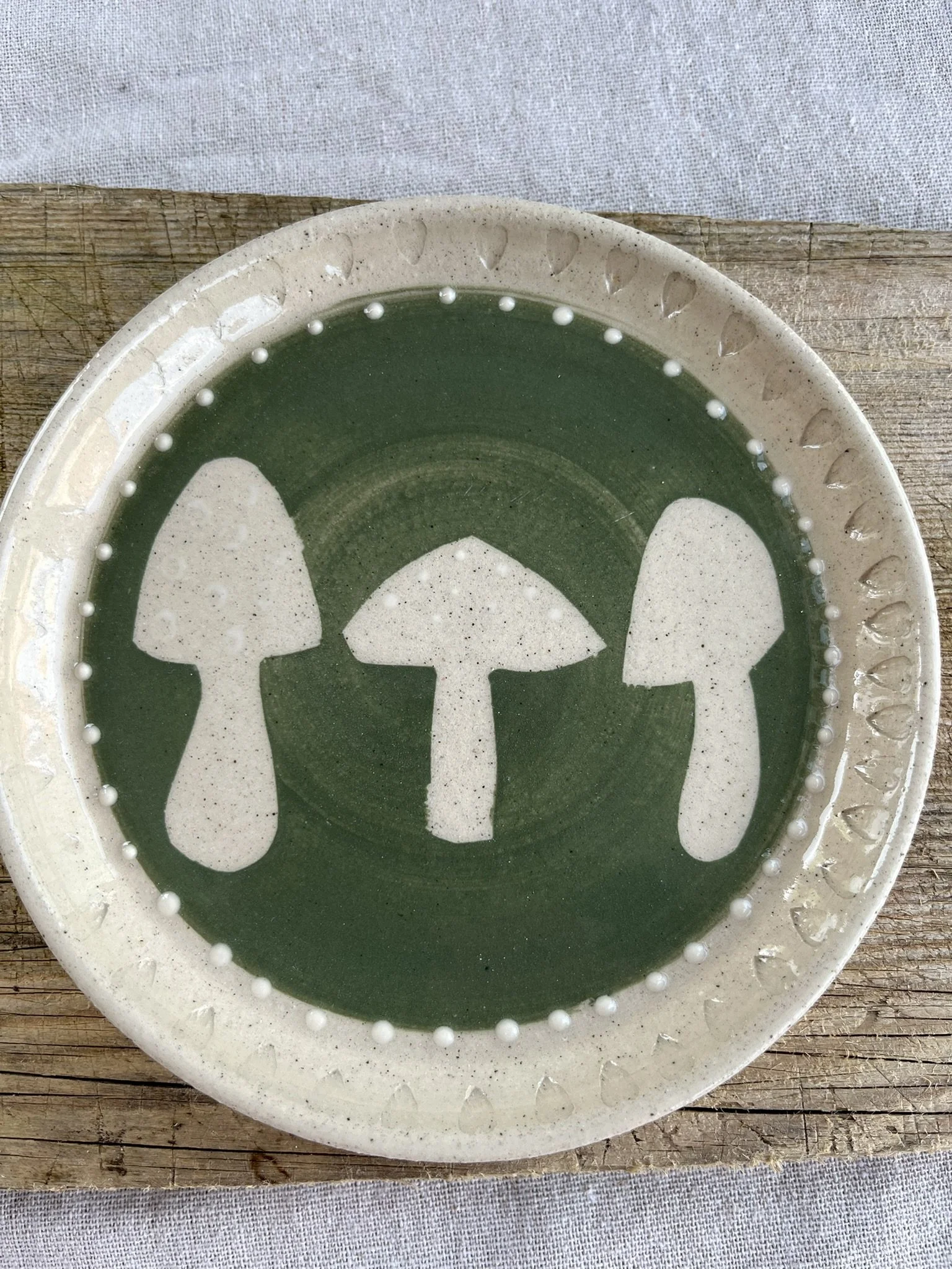Fungi green plate