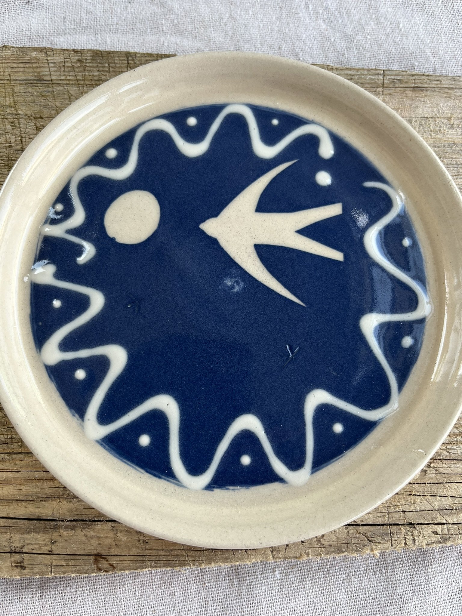 Small bird blue plate
